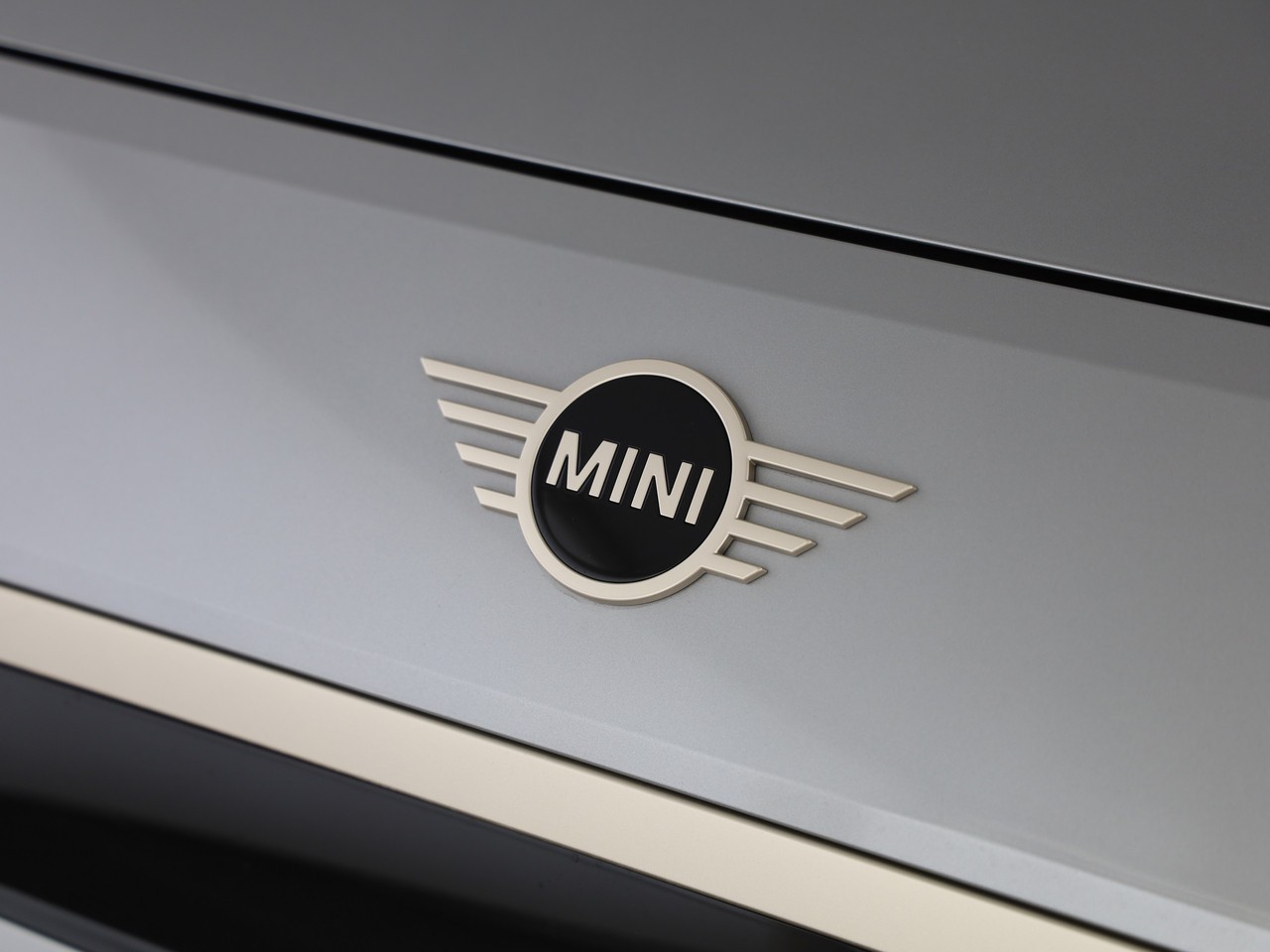 MINI Aceman SE-image-5
