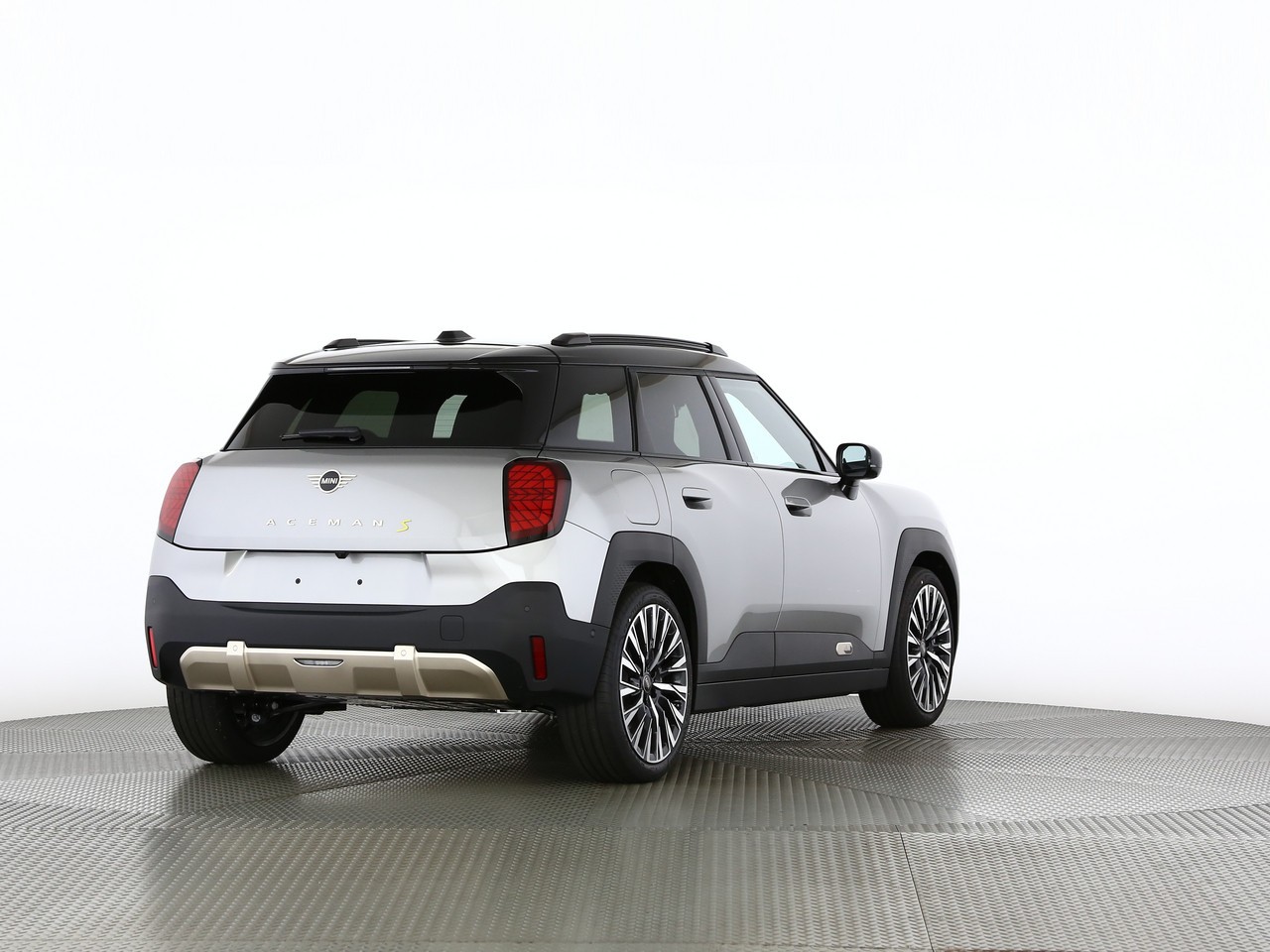MINI Aceman SE-showroom-element-1