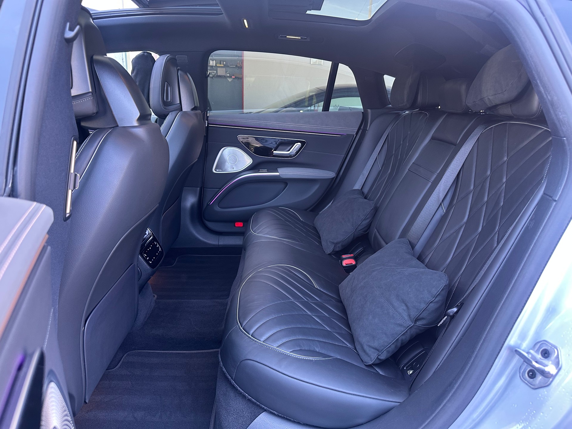 MERCEDES-BENZ EQS 580 4Matic Edition 1 Premium-Paket-image-6
