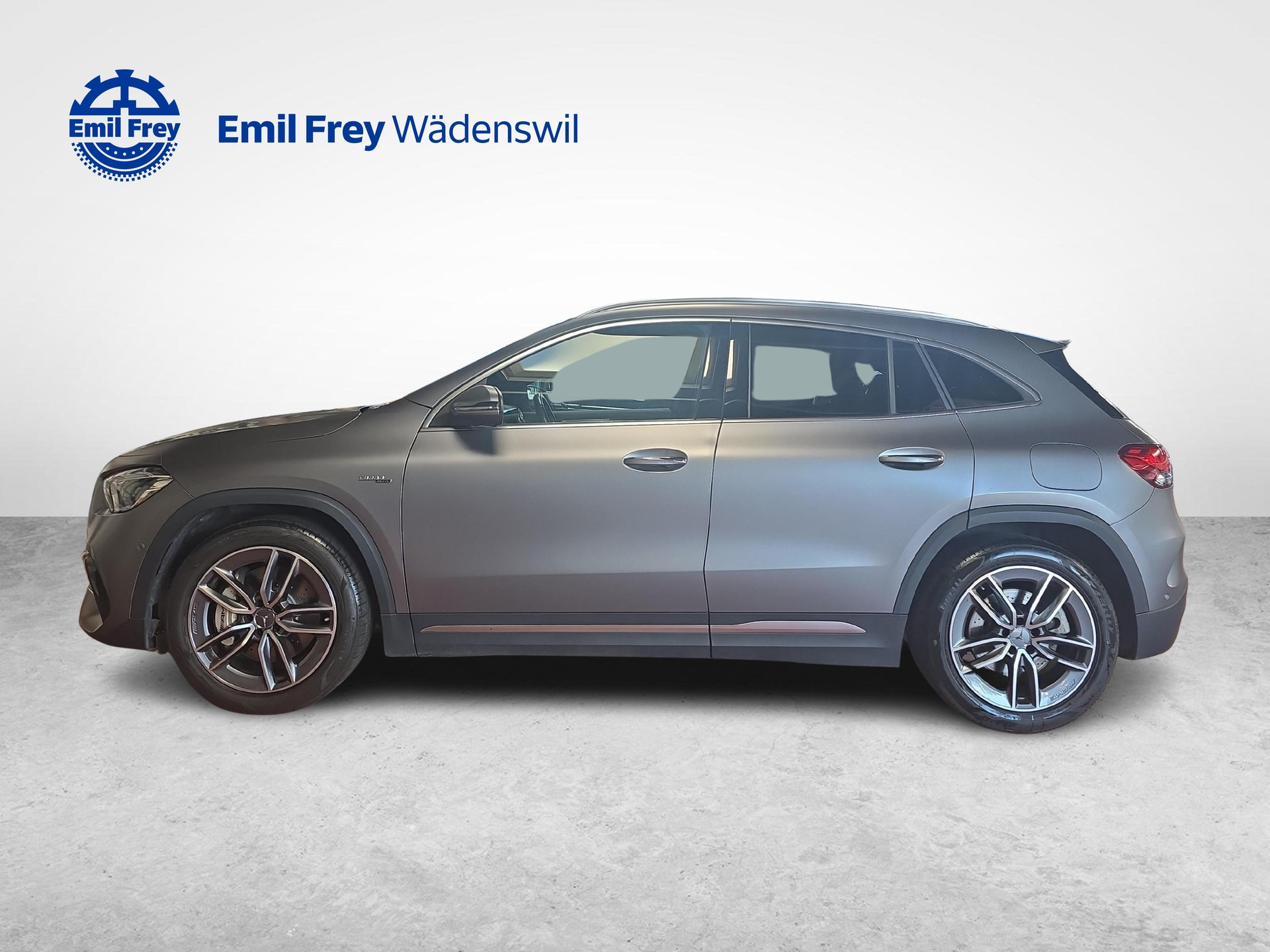 MERCEDES-BENZ GLA 35 AMG 4MATIC-showroom-element-1