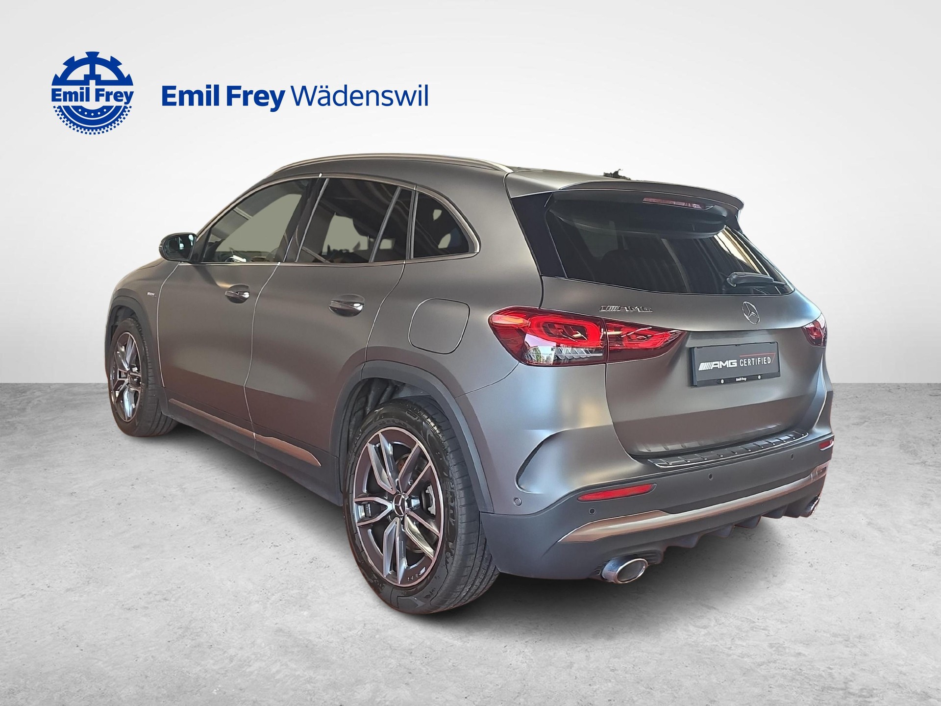 MERCEDES-BENZ GLA 35 AMG 4MATIC-showroom-element-2