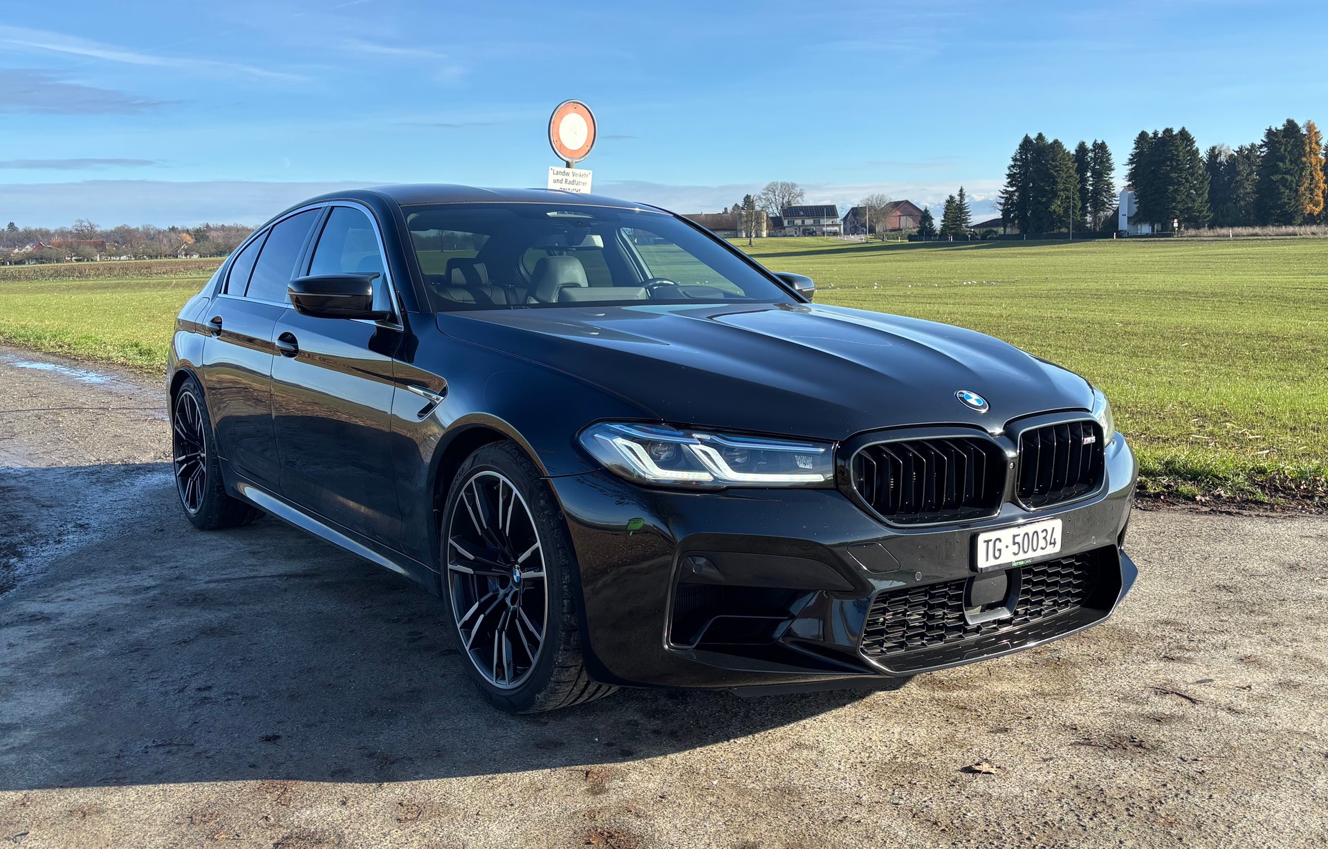 BMW M5 xDrive