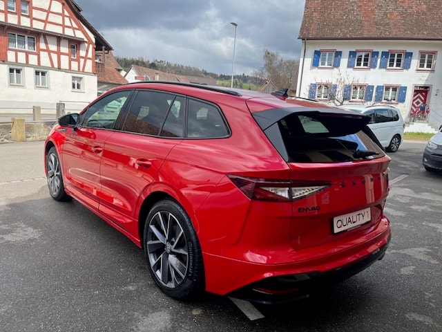 SKODA Enyaq iV 80x SportLine - SoH 91%-showroom-element-3
