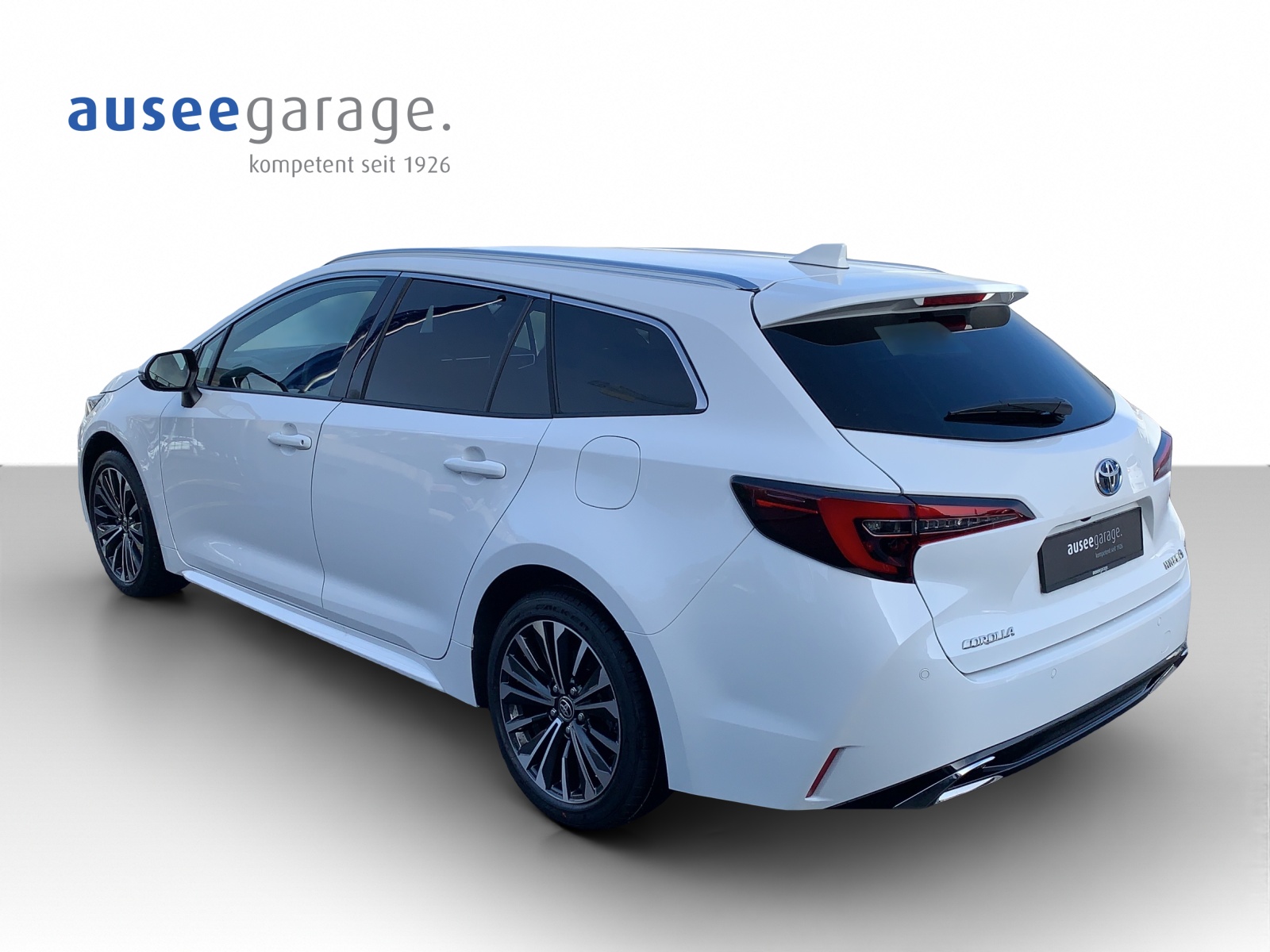 TOYOTA Corolla Touring Sports 2.0 HSD Trend-image-1
