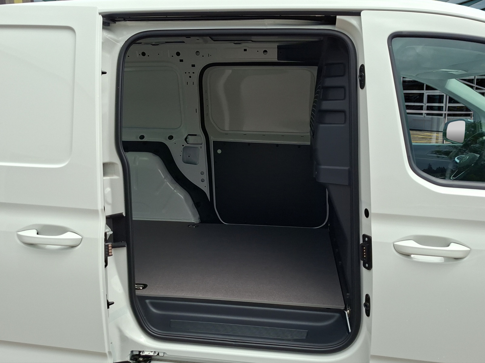 VW Caddy Cargo 1.5TSI Entry Maxi DSG-image-19