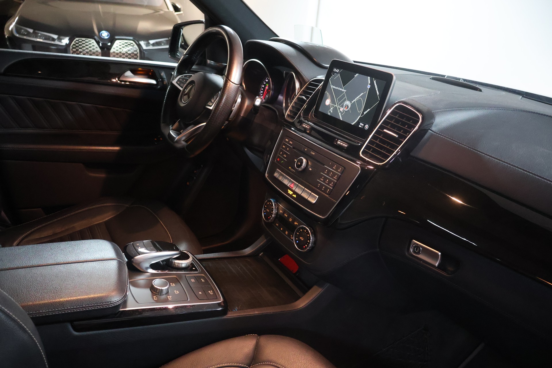 MERCEDES-BENZ GLE 500 4Matic 9G-Tronic-image-10