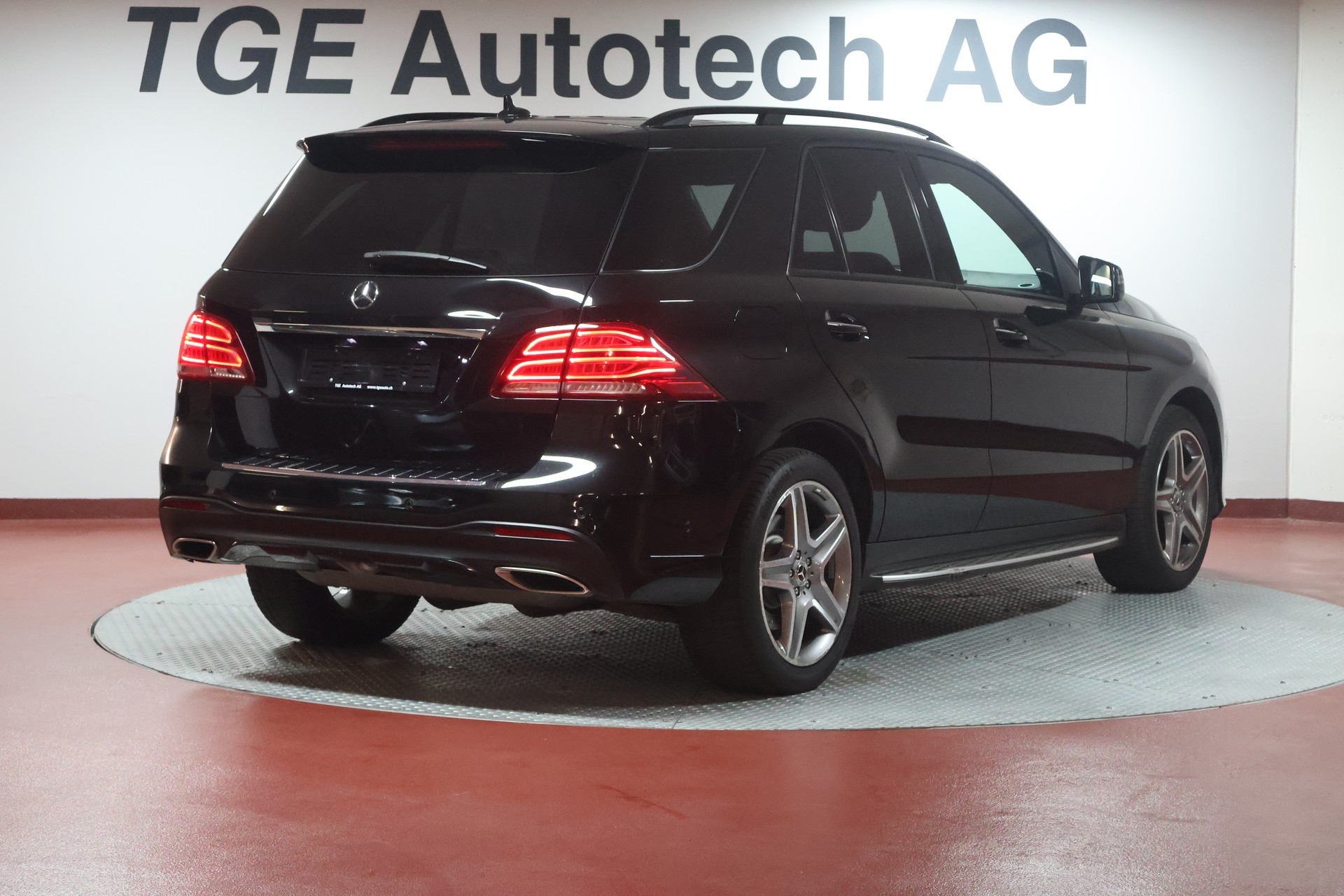 MERCEDES-BENZ GLE 500 4Matic 9G-Tronic-image-19