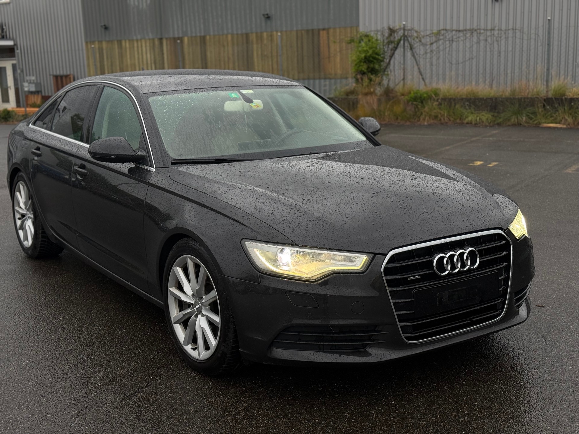 AUDI A6-image-2