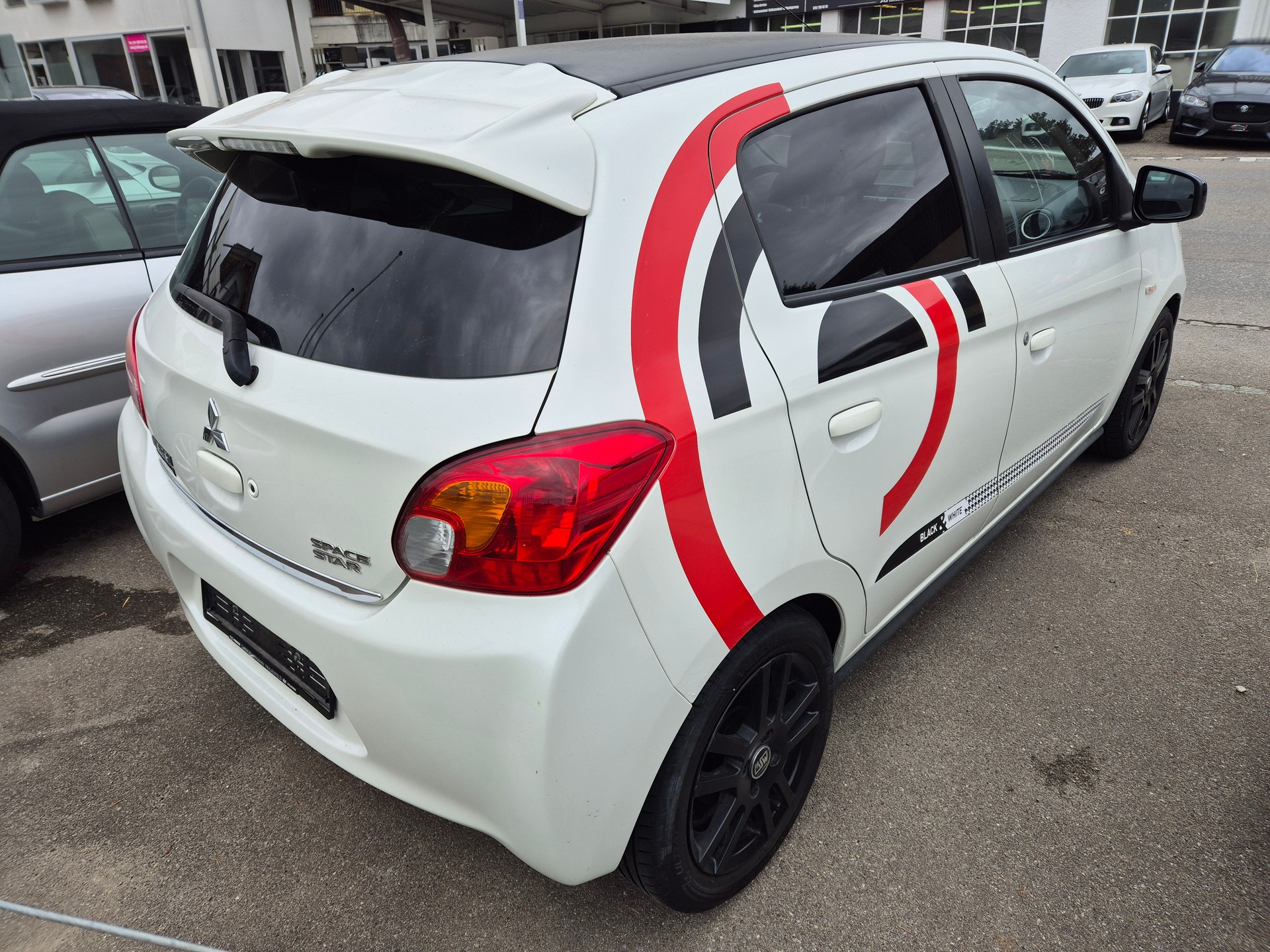 MITSUBISHI Space Star 1.2 Black&White-image-2