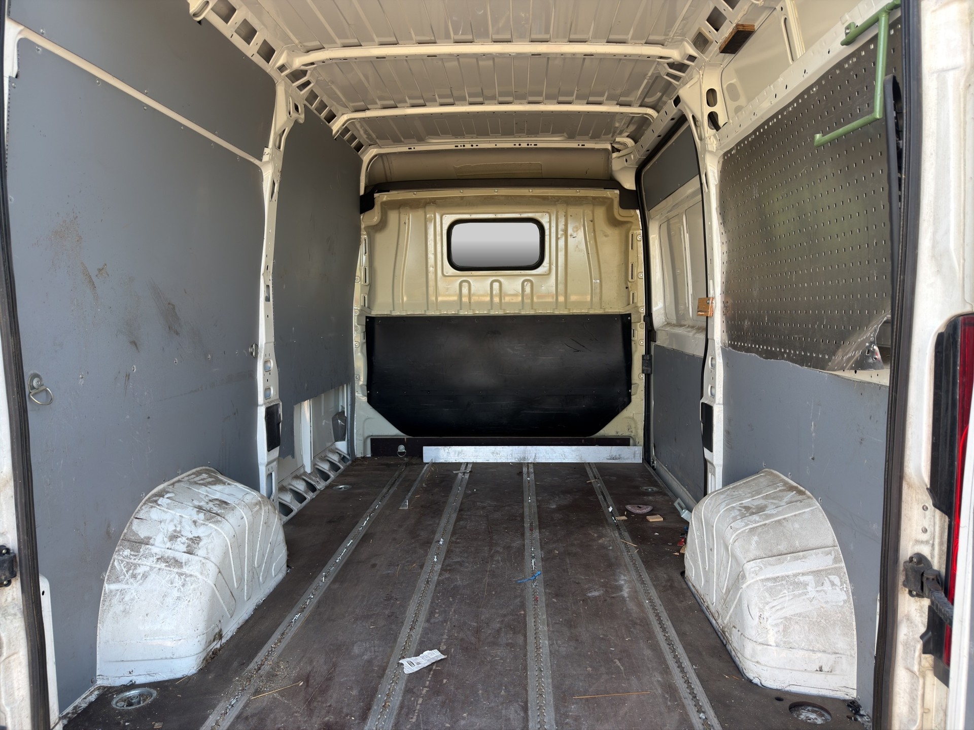 CITROEN Jumper 2.2 HDi 35+ L2H2 Anhängelast 3000 kg-image-14