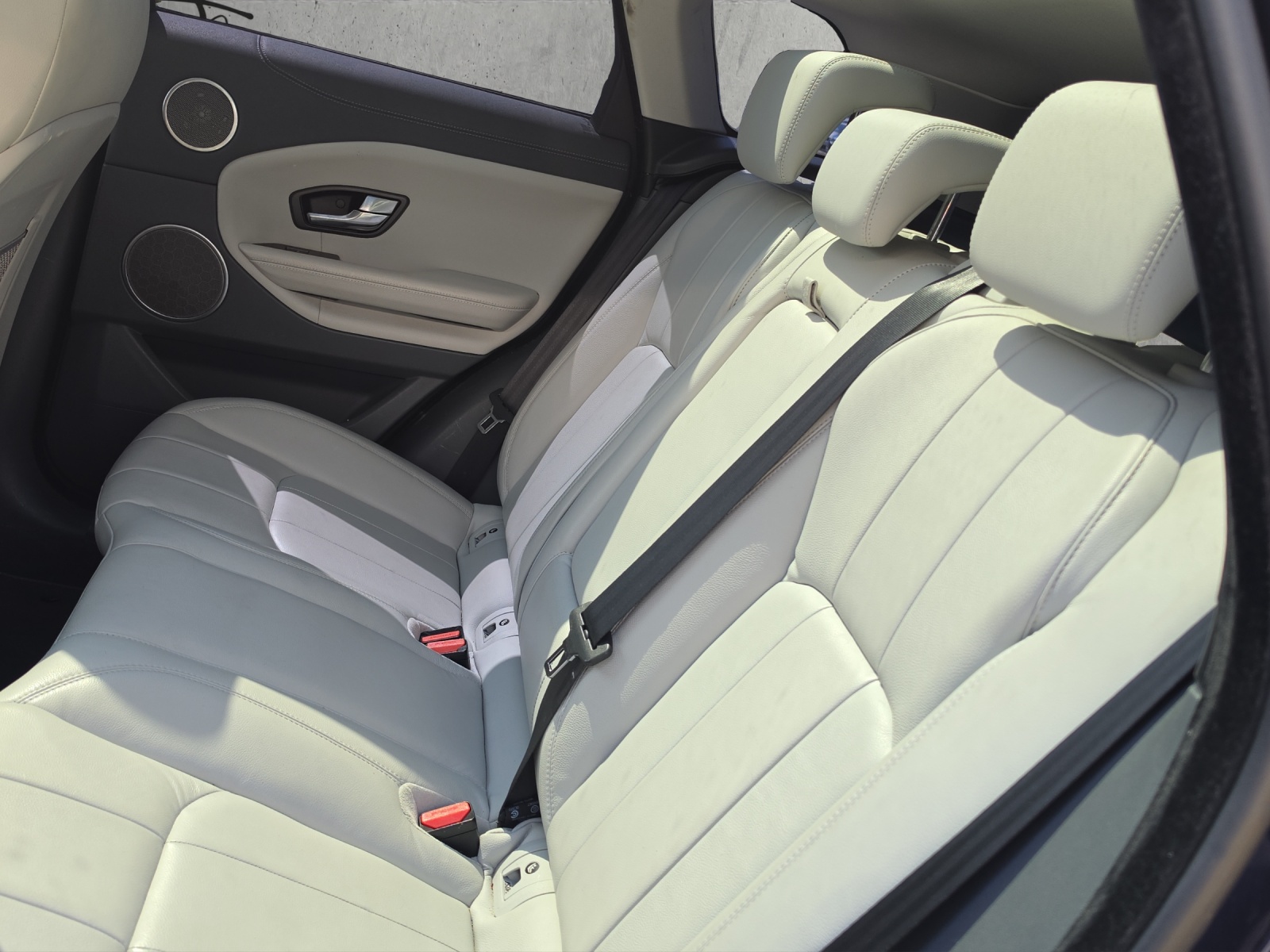 LAND ROVER Range Rover Evoque 2.0 Si4 SE Dynamic AT9-image-9
