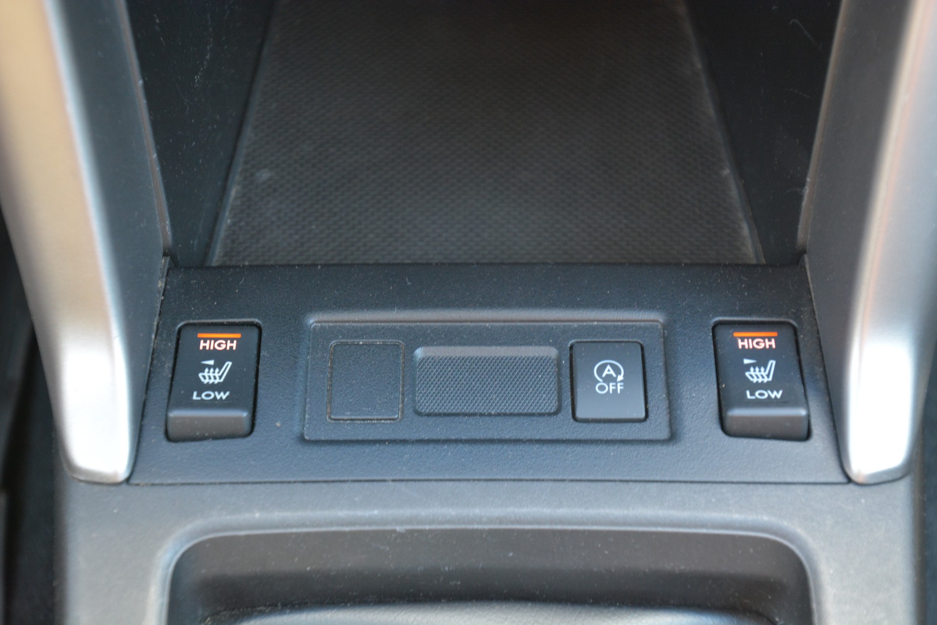 SUBARU Forester 2.0i Swiss-image-11