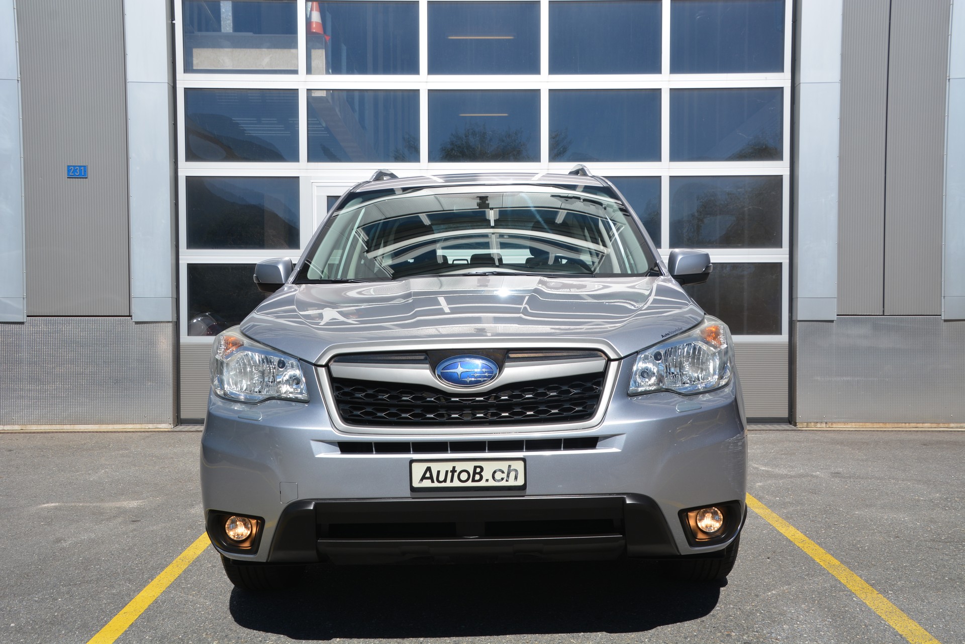 SUBARU Forester 2.0i Swiss-image-2