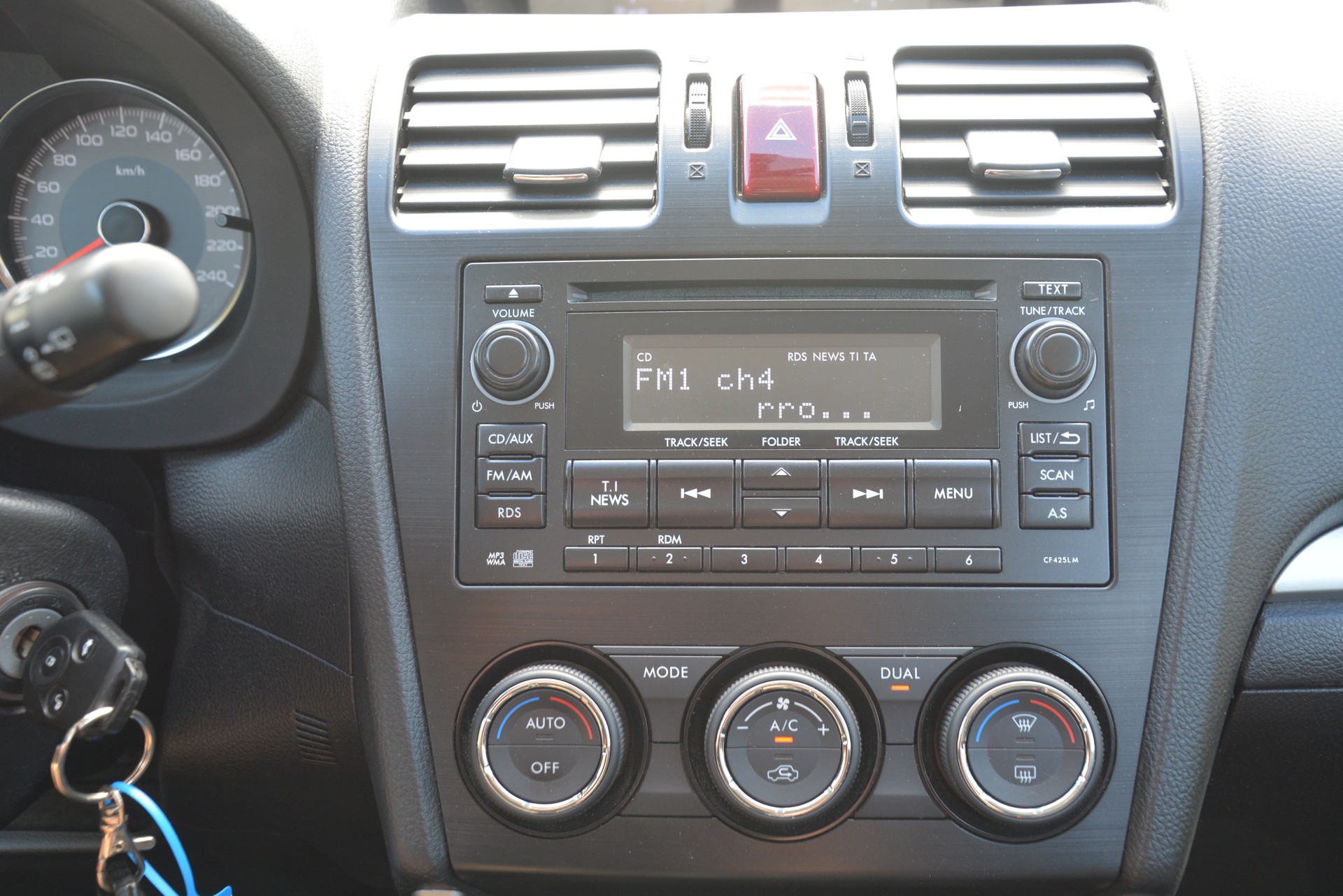 SUBARU Forester 2.0i Swiss-image-9