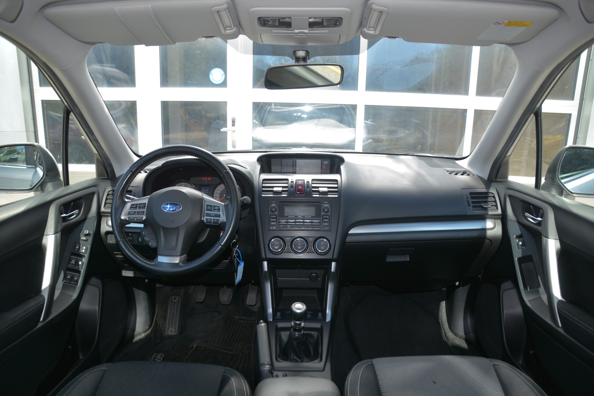 SUBARU Forester 2.0i Swiss-image-5