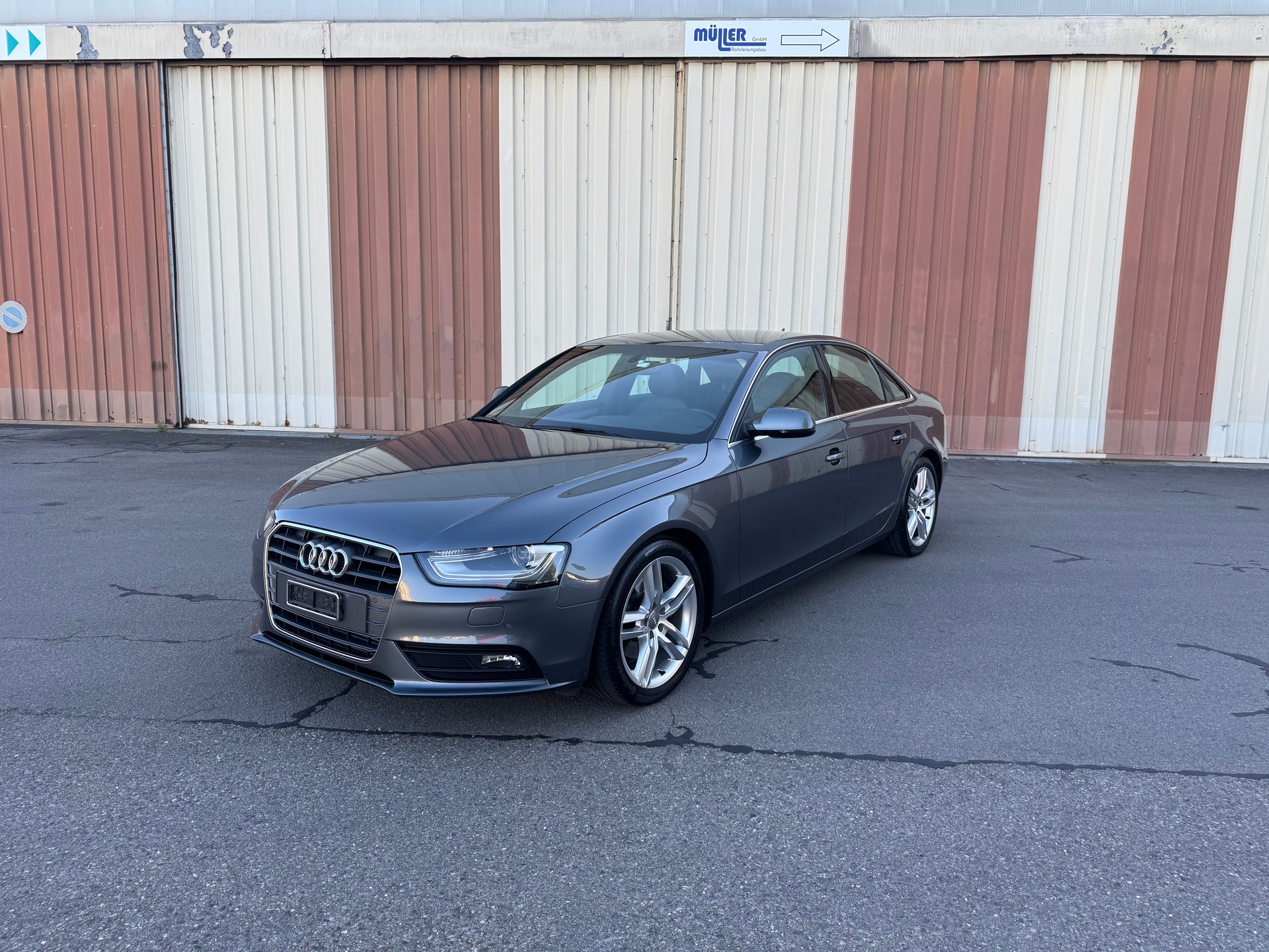 AUDI A4-image-0