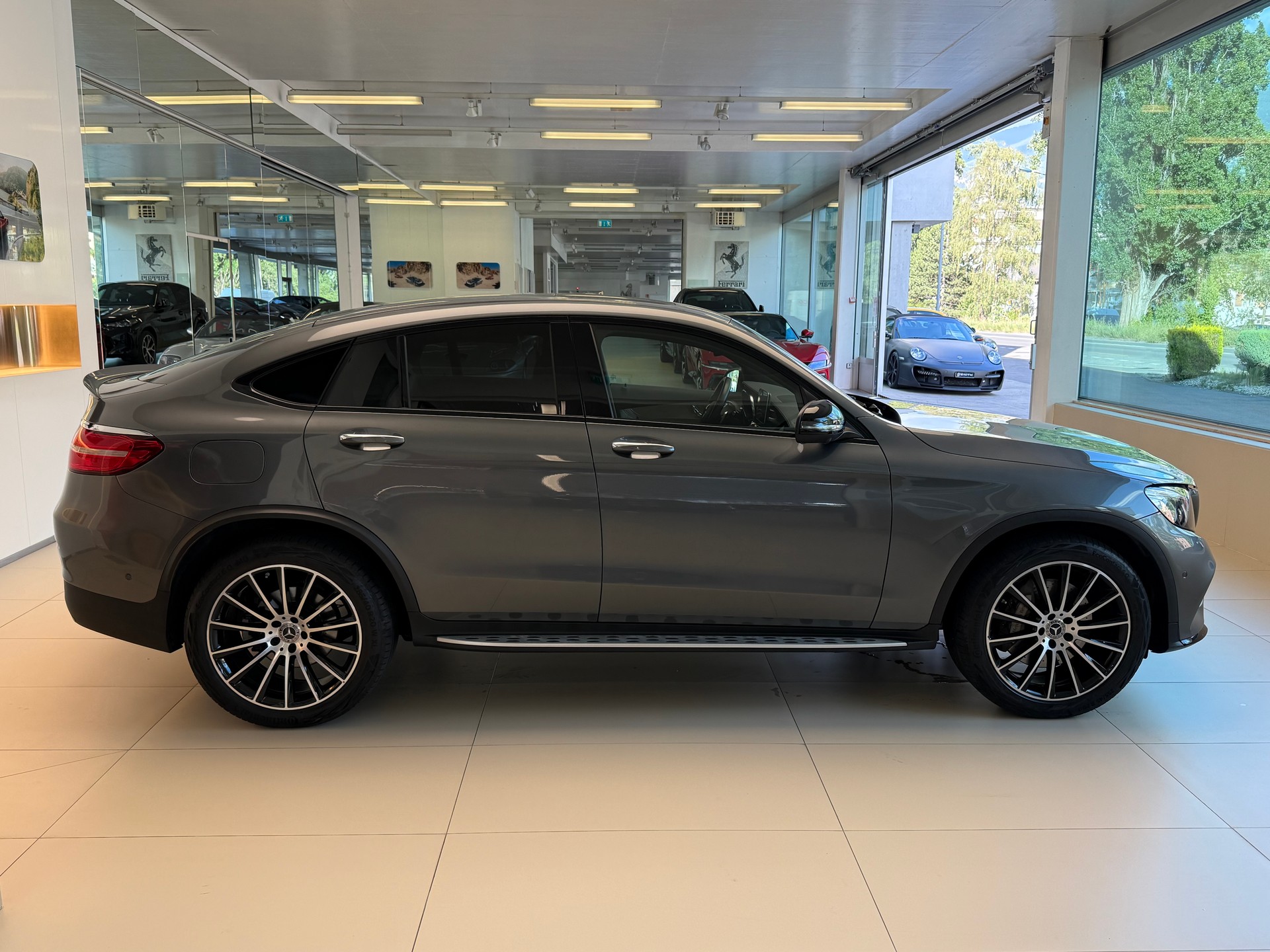 MERCEDES-BENZ GLC Coupé 350 d AMG Line 4Matic 9G-Tronic-image-3