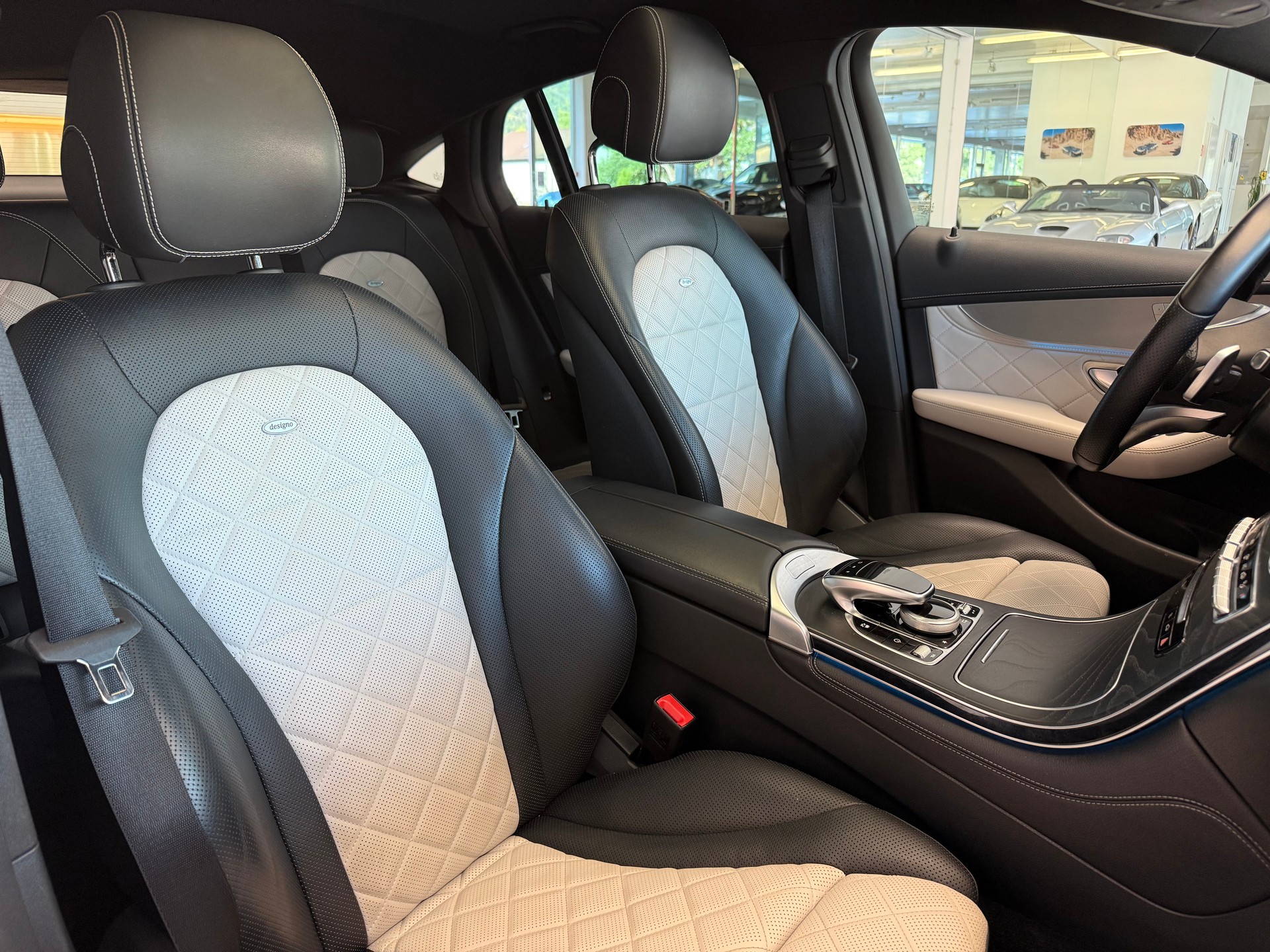MERCEDES-BENZ GLC Coupé 350 d AMG Line 4Matic 9G-Tronic-image-14