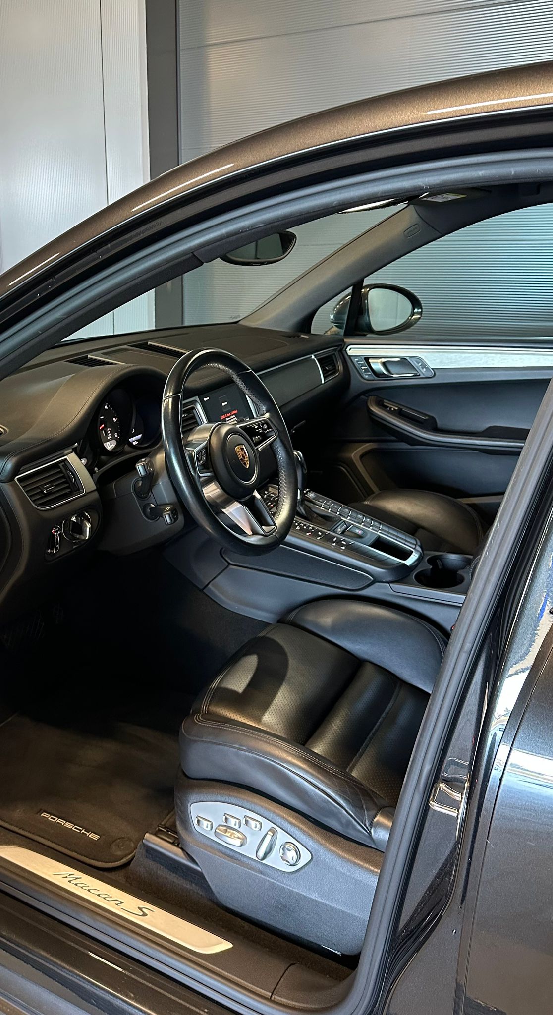 PORSCHE 3.0 V6 S Diesel-image-3