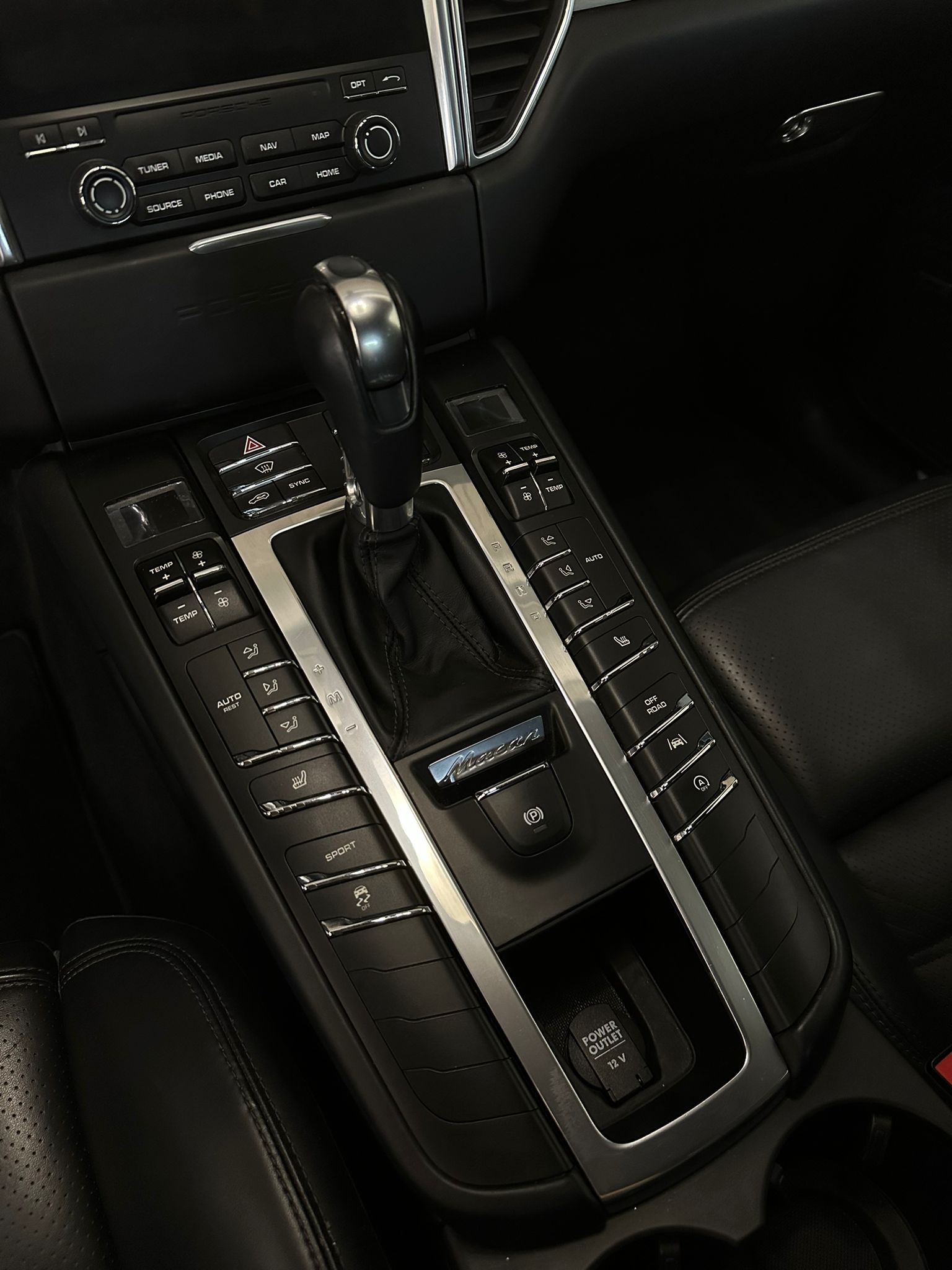 PORSCHE 3.0 V6 S Diesel-image-5