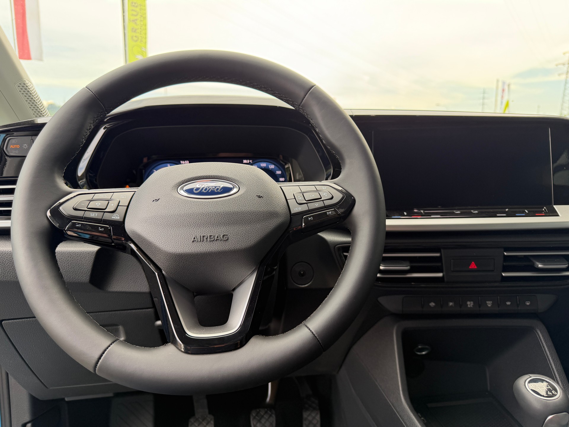 FORD Grand Tourneo Connect 2.0 EcoBlue AWD Active-image-6