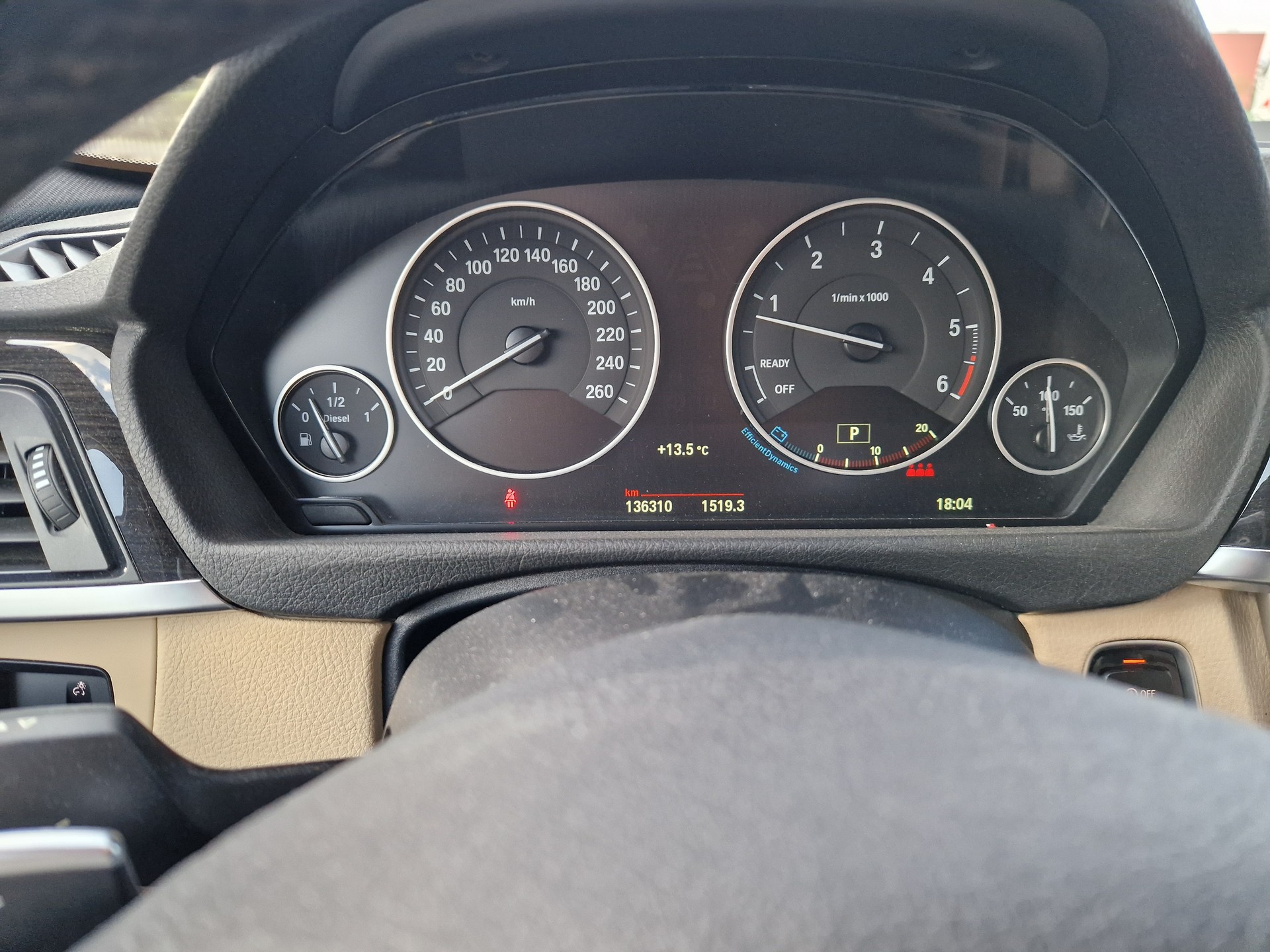 BMW 330d xDrive-image-5