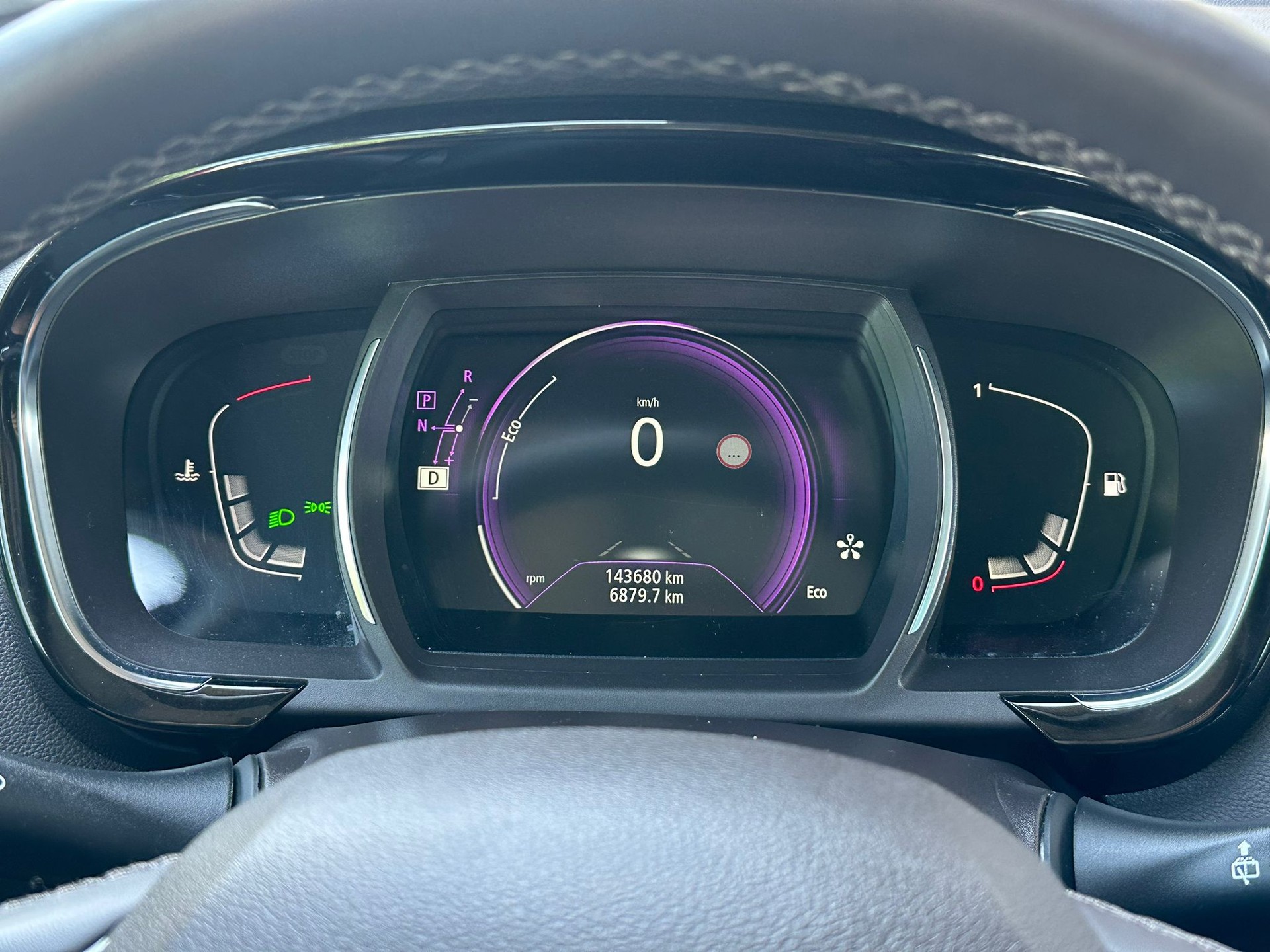 RENAULT Espace 1.6 TCe Swiss Edition EDC-image-18