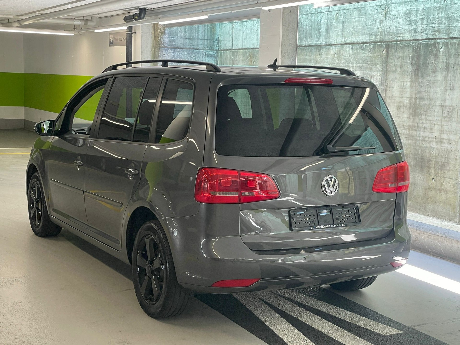 VW Touran 1.4 TSI Highline DSG // MFK NEU-image-2