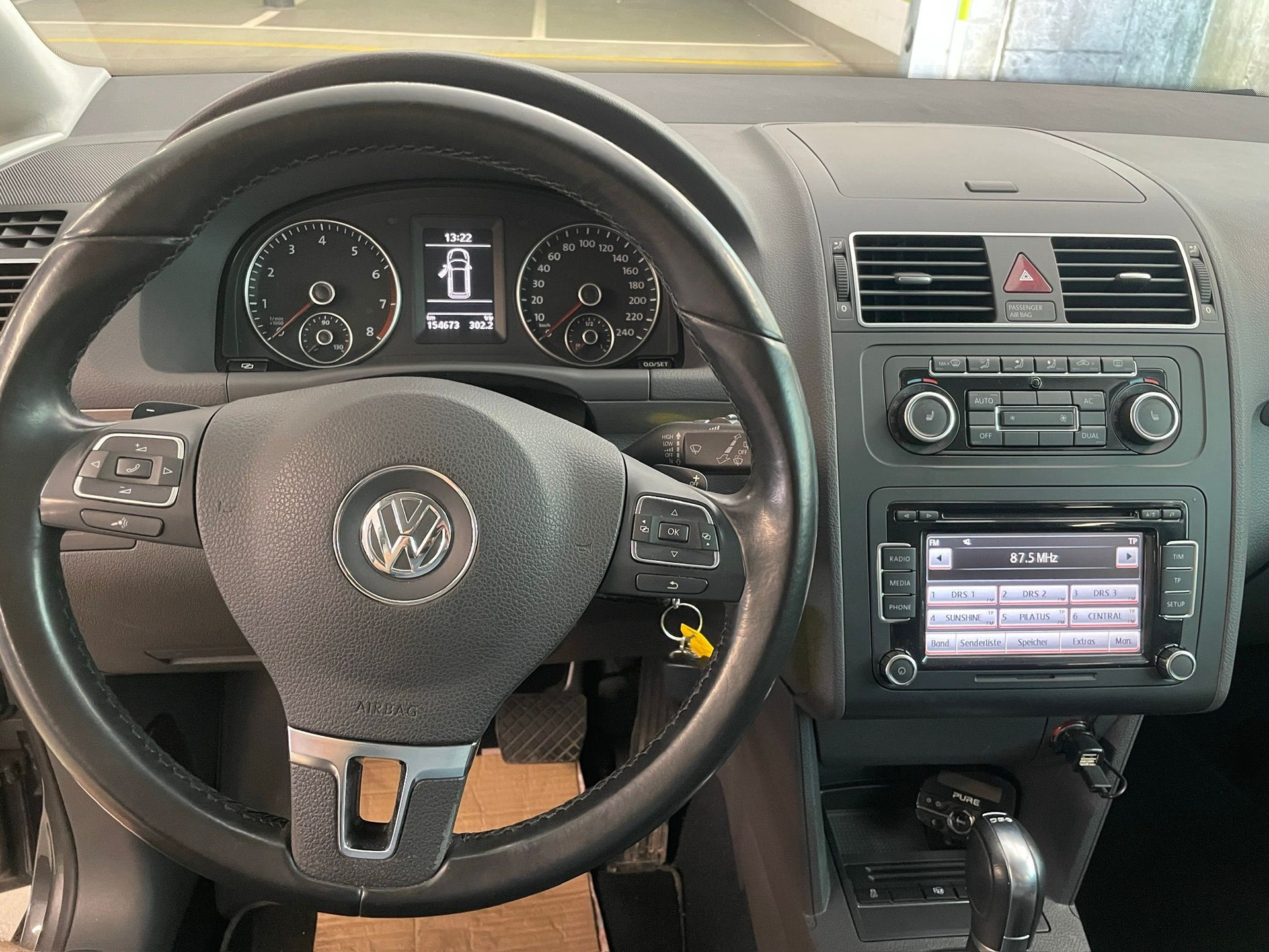 VW Touran 1.4 TSI Highline DSG // MFK NEU-image-10