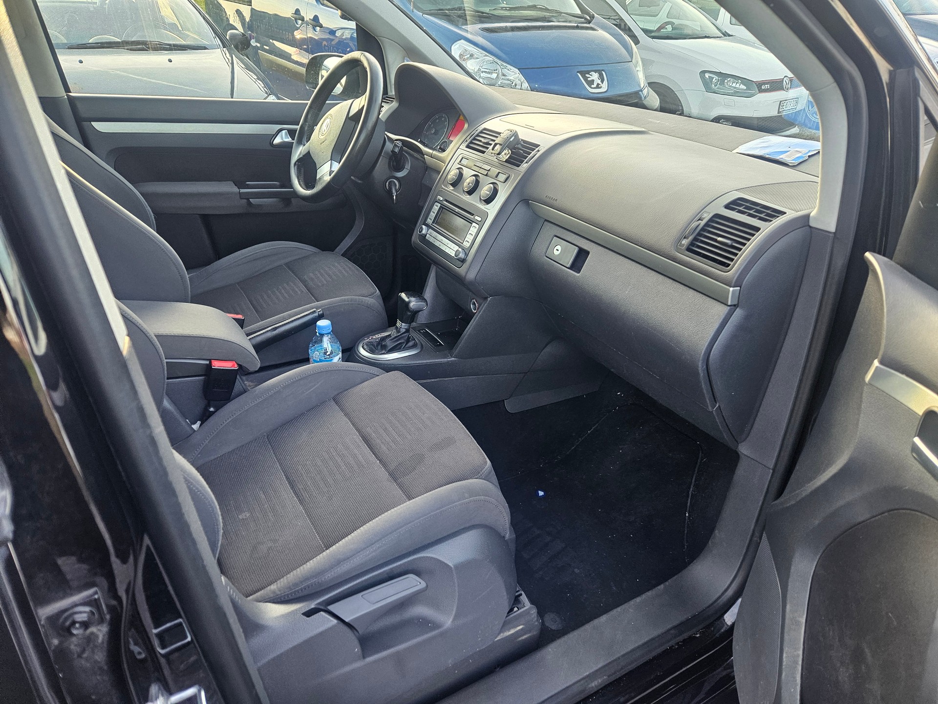 VW Touran 1.4 TSI Highline DSG-image-7