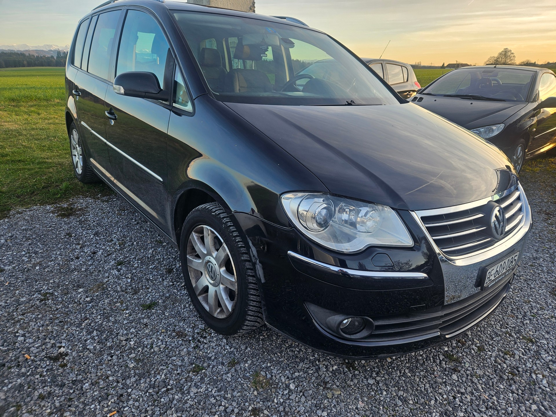VW Touran 1.4 TSI Highline DSG-image-0