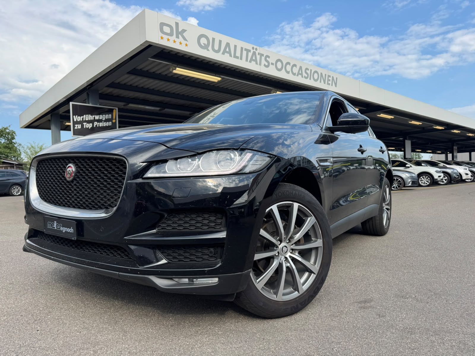 JAGUAR F-Pace 2.0d Pure AWD Automatik-image-0