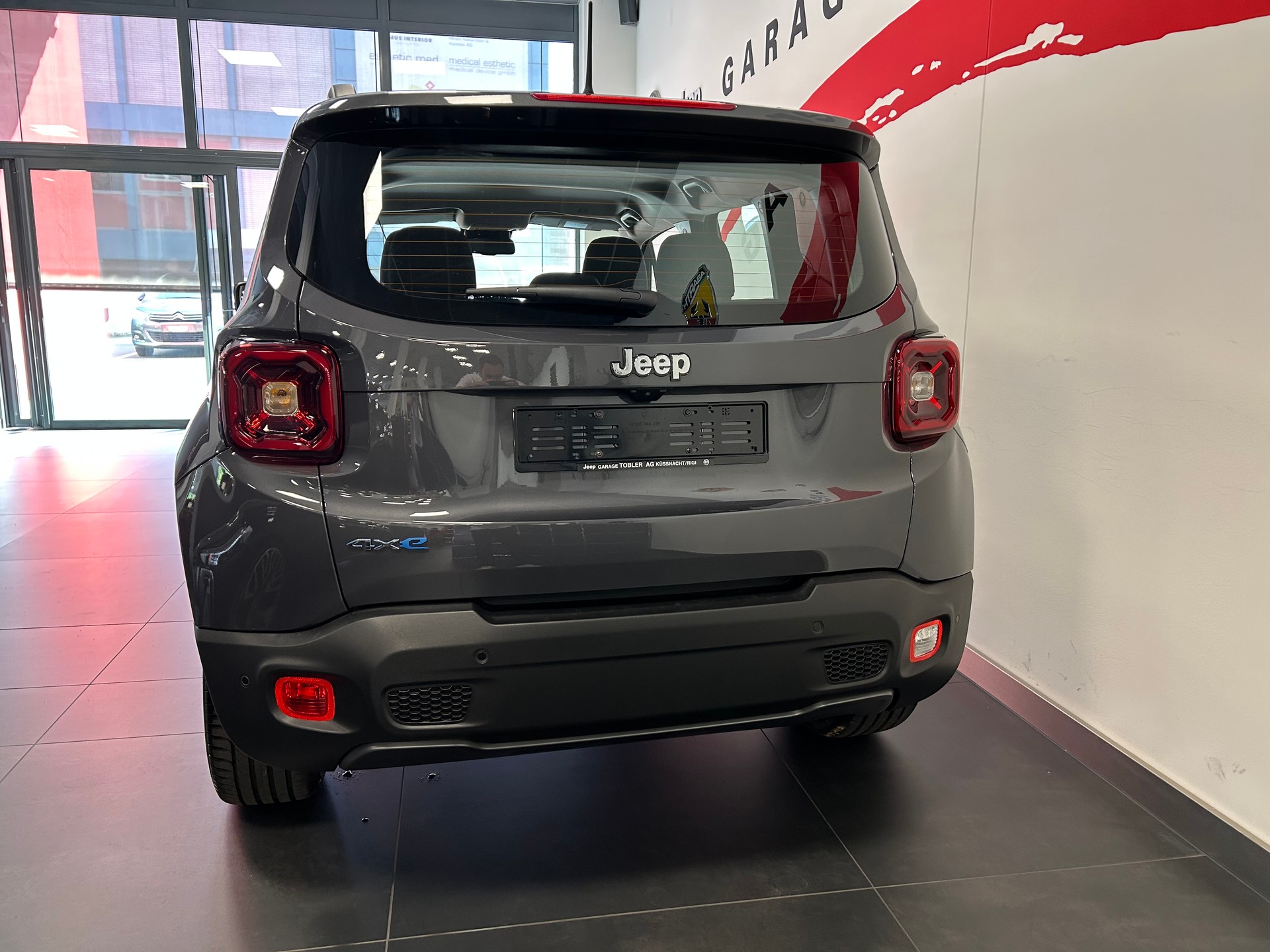 JEEP Renegade 1.3 T PHEV Summit AWD-image-17