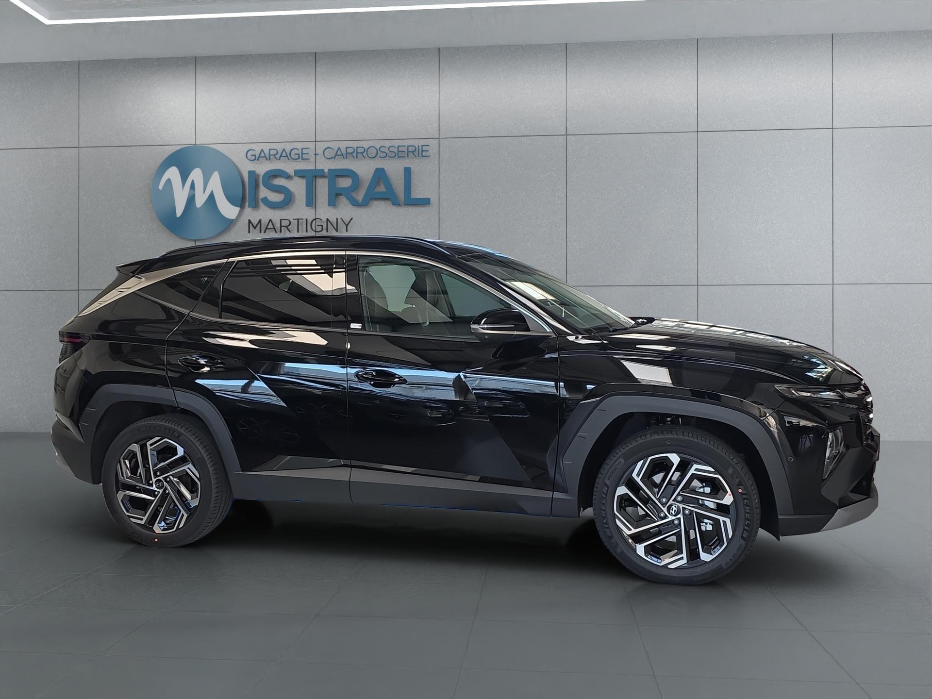 HYUNDAI Tucson 1.6 T-GDi HEV Vertex Swiss Edition 4WD-image-5