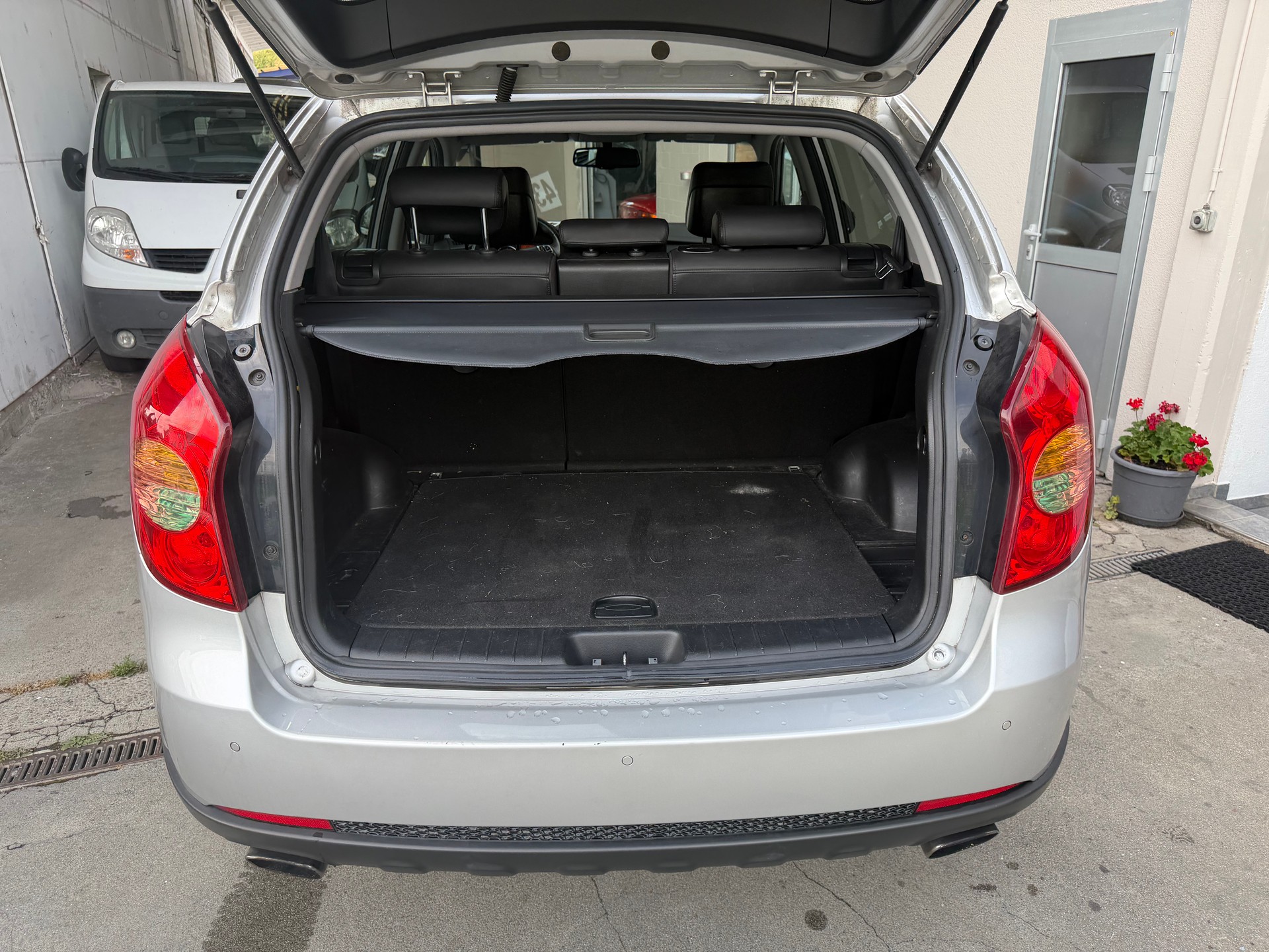 KGM-SsangYong Korando 2.0 e-XDI Quartz 4WD Automatic-image-7