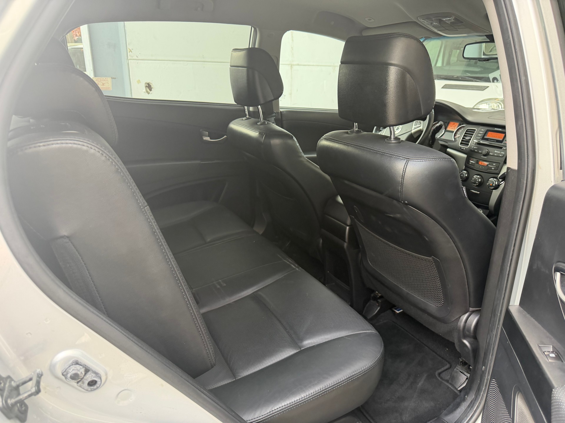 KGM-SsangYong Korando 2.0 e-XDI Quartz 4WD Automatic-image-6