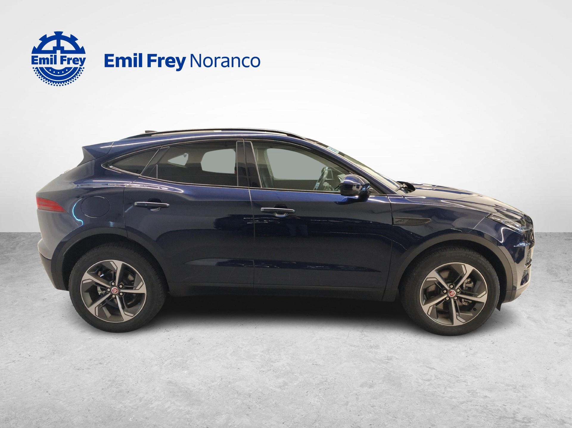 JAGUAR E-Pace 2.0 I4 200 SE AWD - Ruote invernali incluse-image-5