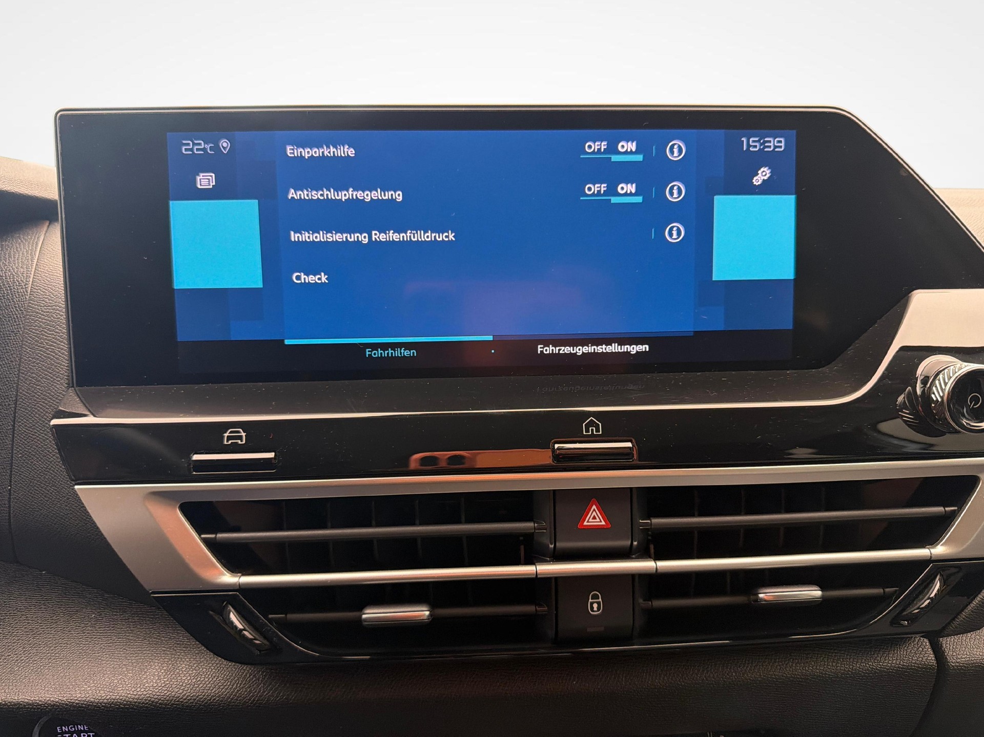 CITROEN e-C4 Swiss Edition-image-16