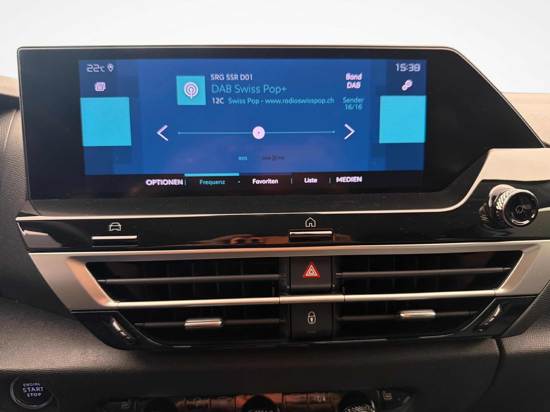 CITROEN e-C4 Swiss Edition-image-13
