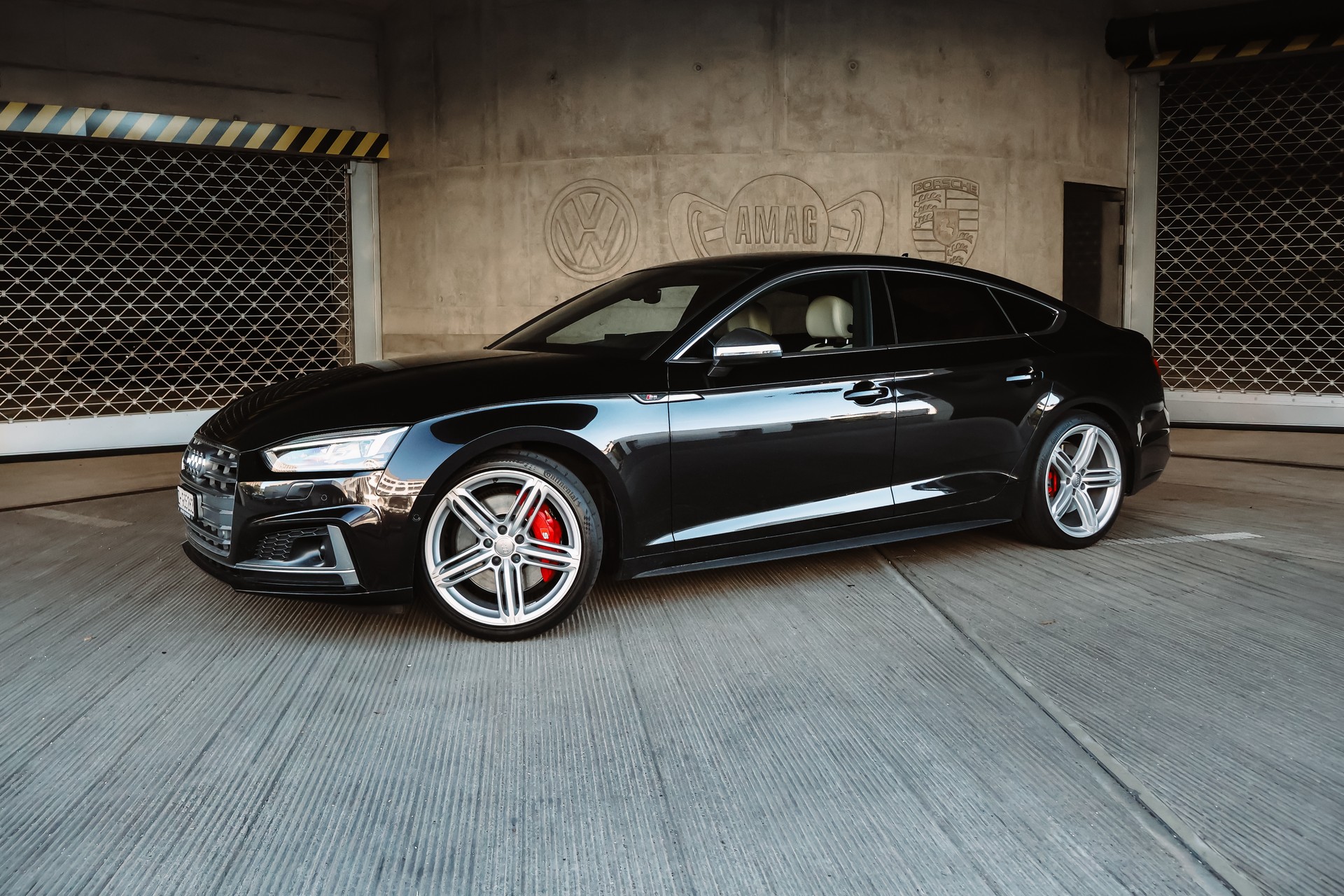 AUDI S5 Sportback 3.0 V6 TFSI quattro Tiptronic | CH-Fahrzeug | Garantie | Audi Exclusive | B&O | Carbon | 8-Fach | Ohne OPF-image-1