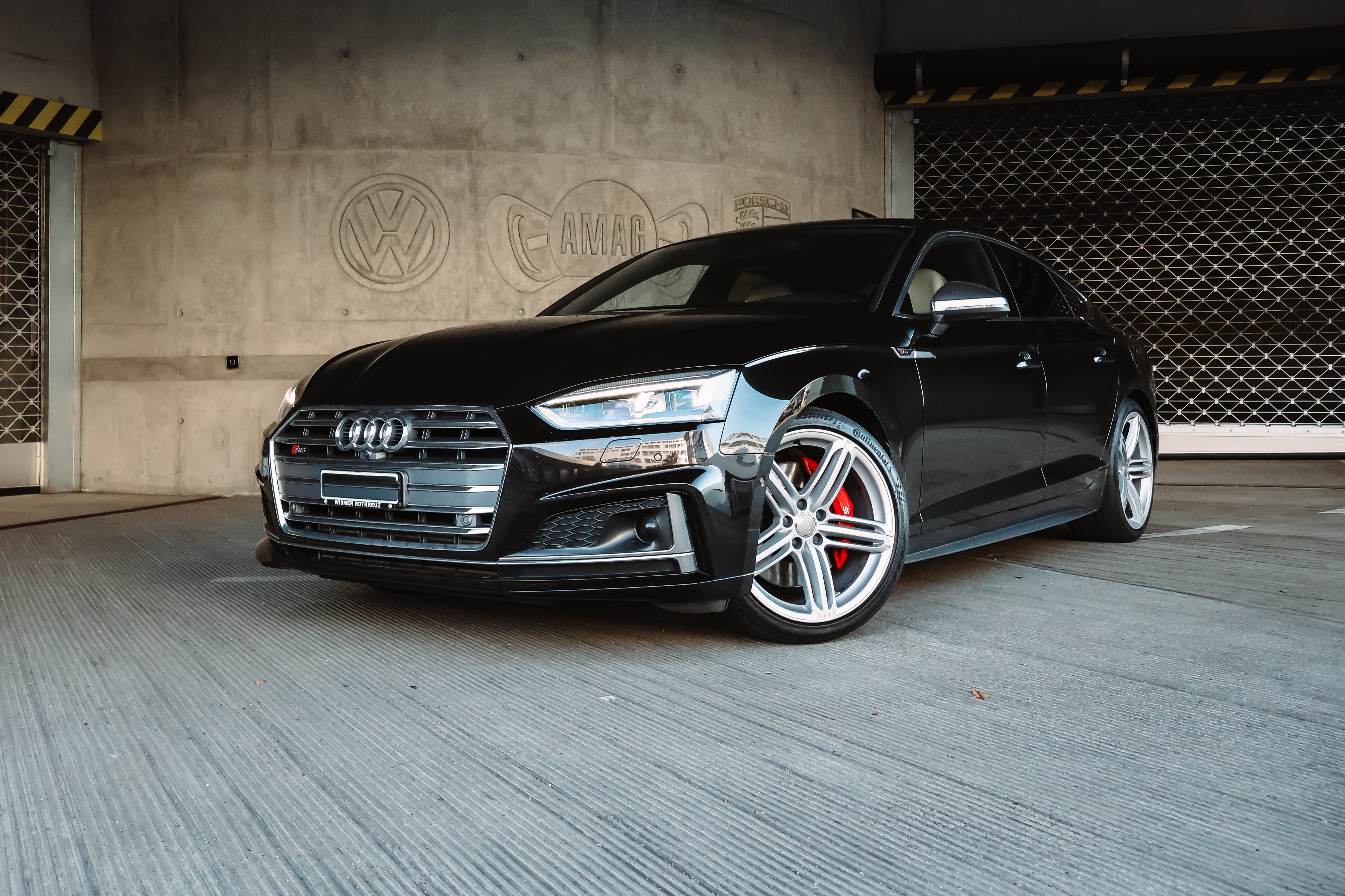 Car photo