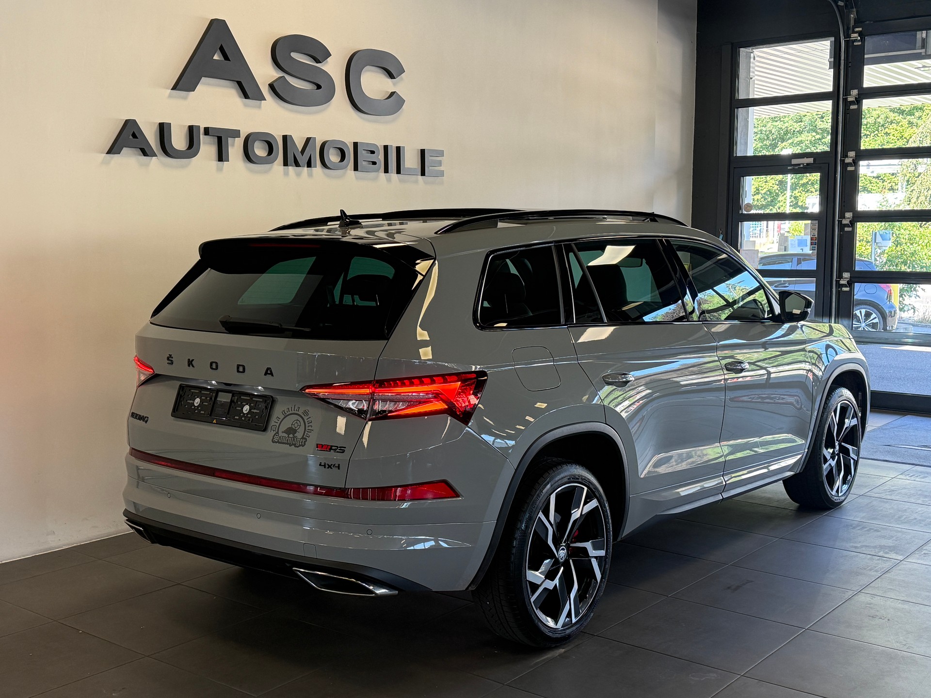 SKODA Kodiaq 2.0 TSI 4x4 RS *AHK*-image-2