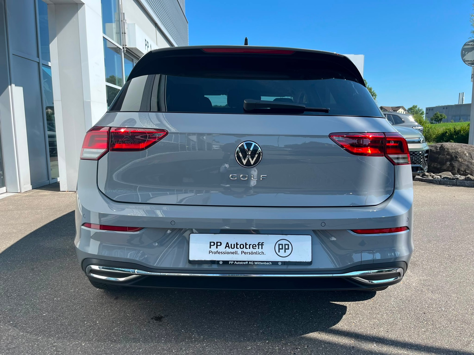 VW Golf 1.5 TSI ACT Life-image-3