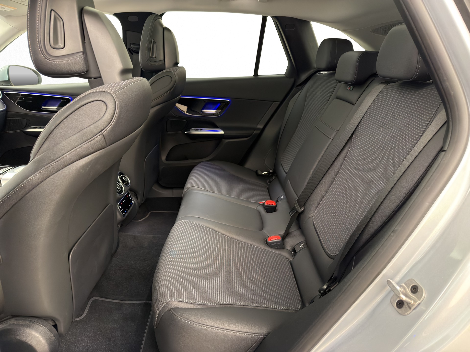 MERCEDES-BENZ GLC-Klasse GLC 200 d Avantgrade-image-12