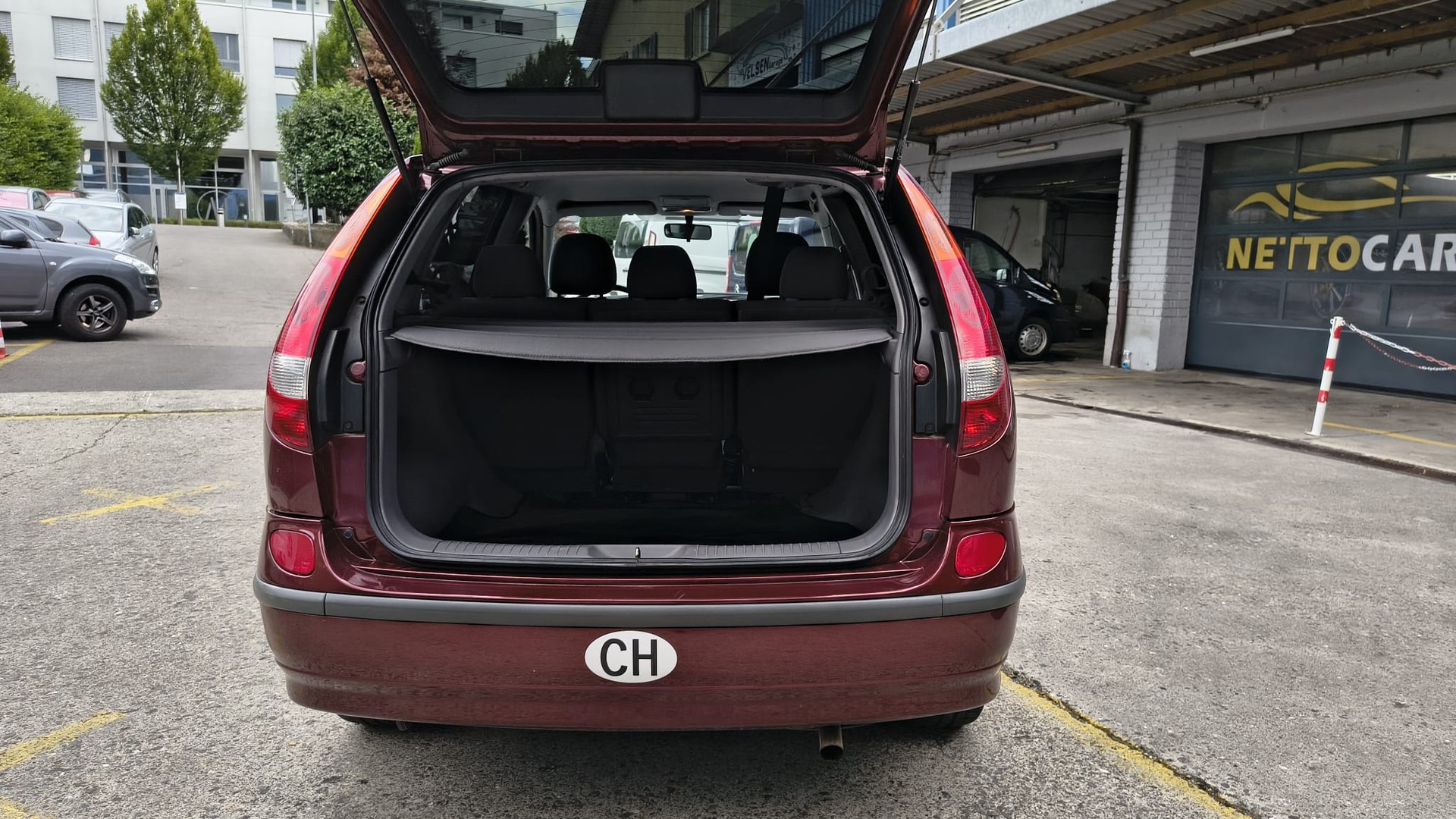 NISSAN Almera Tino 1.8-image-8