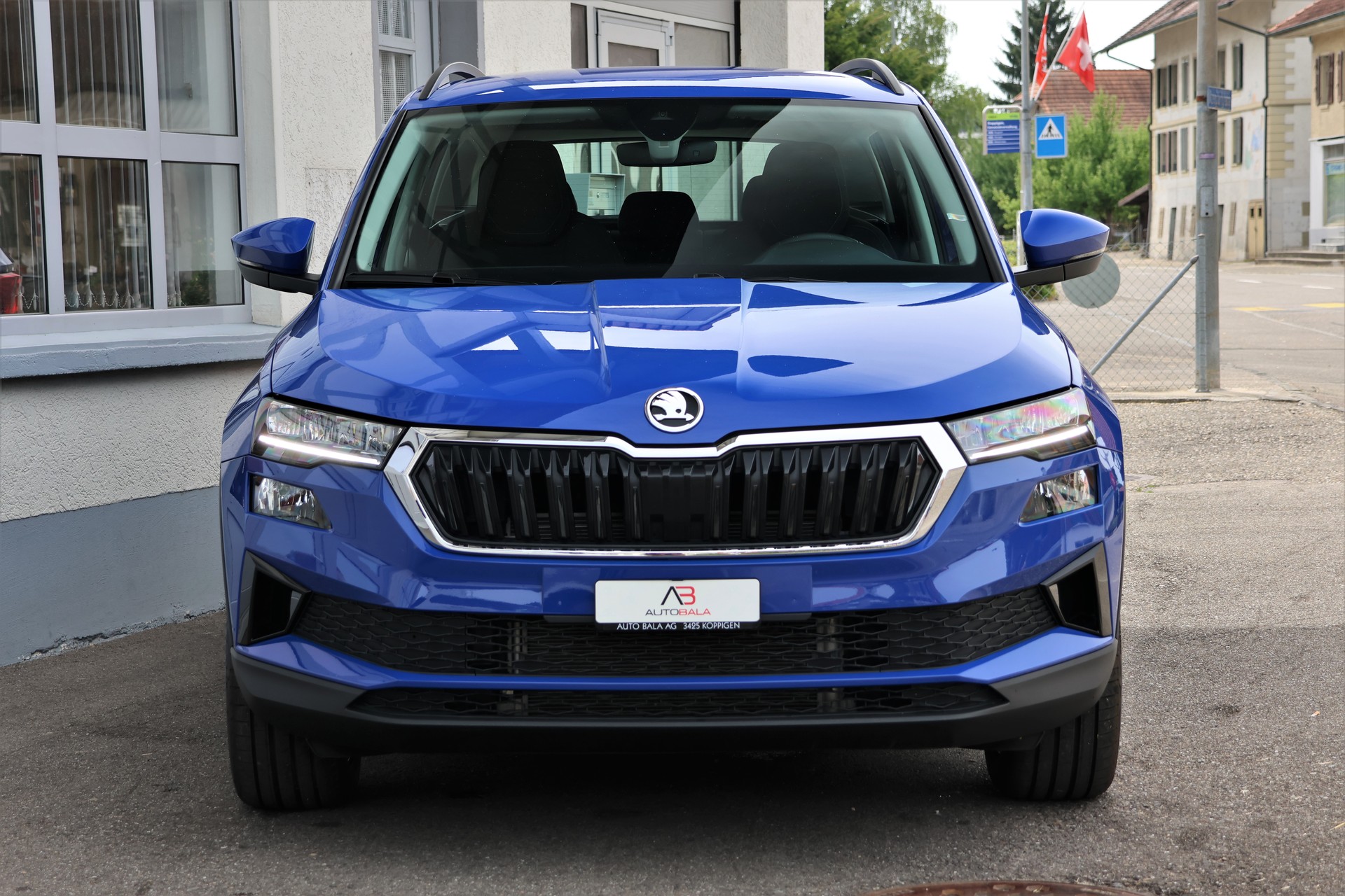 SKODA Karoq 2.0 TDI CR Selection 4x4 DSG (CH)-image-1