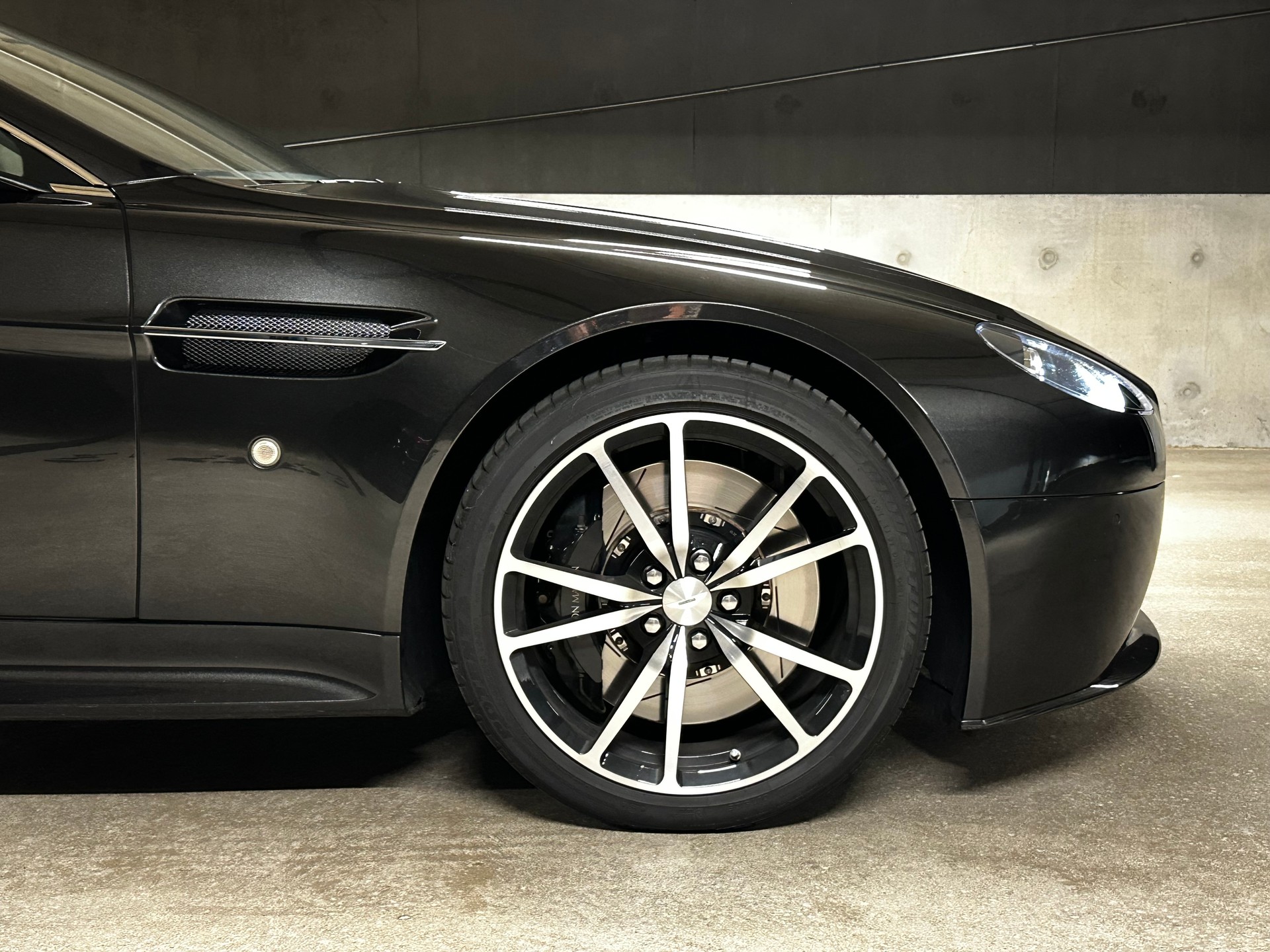 ASTON MARTIN V8 Vantage 4.7 S * SP 10 *-image-1