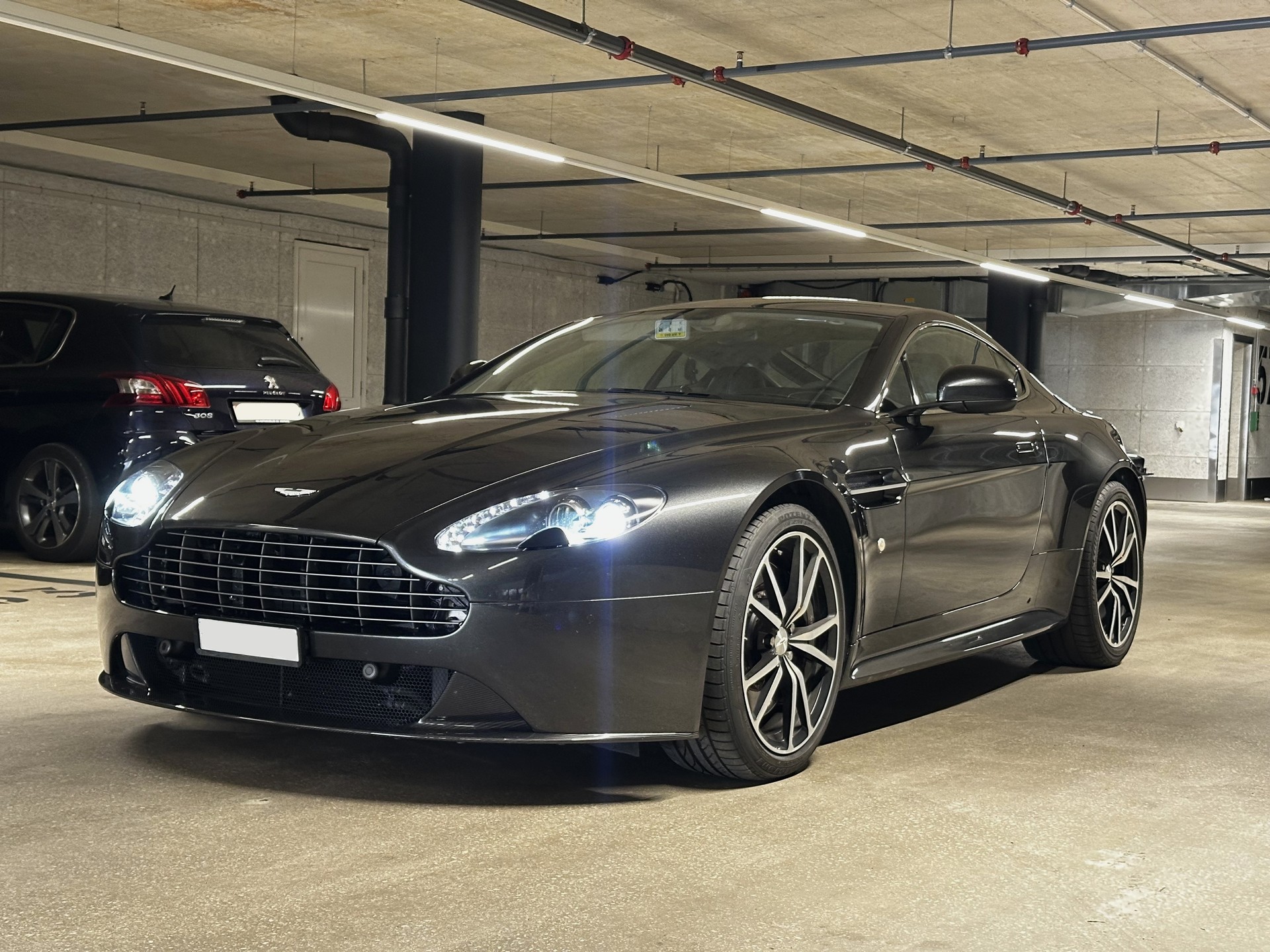 ASTON MARTIN V8 Vantage 4.7 S * SP 10 *-image-4