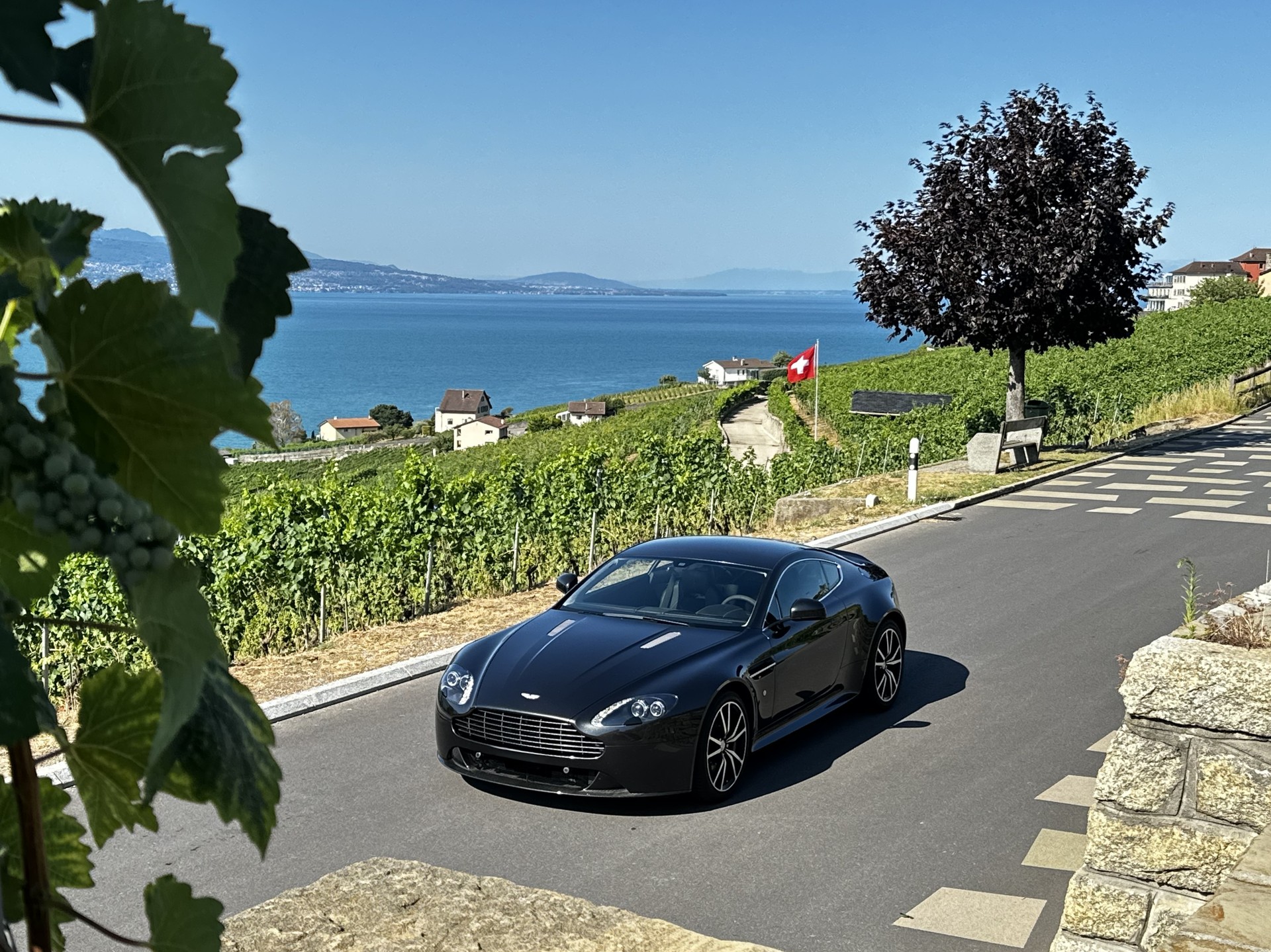 ASTON MARTIN V8 Vantage 4.7 S * SP 10 *-showroom-element-1