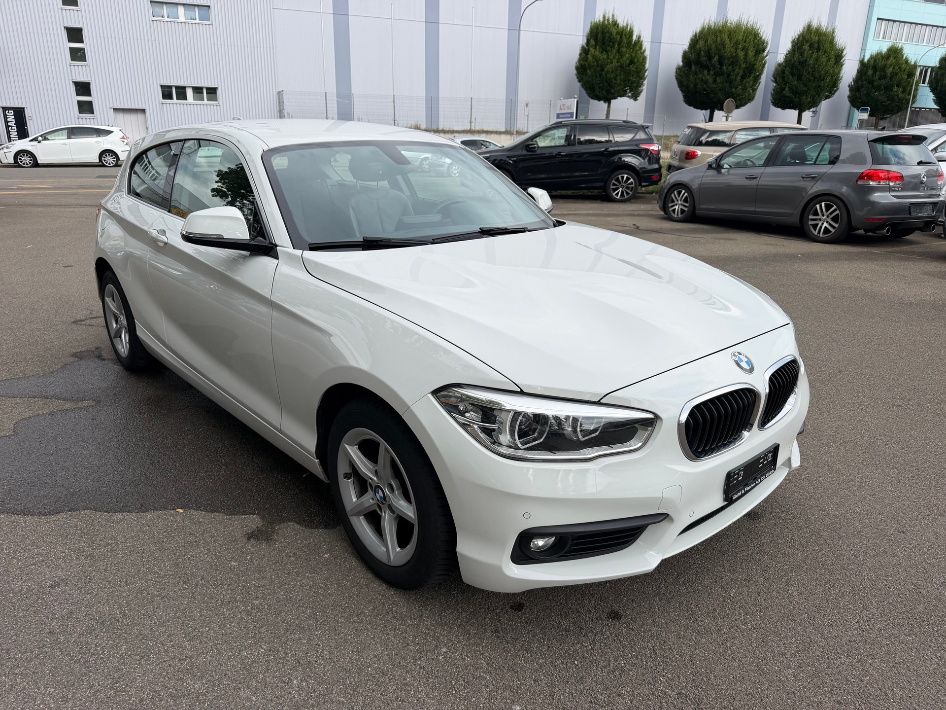 BMW 120d Sport Line Steptronic-image-1